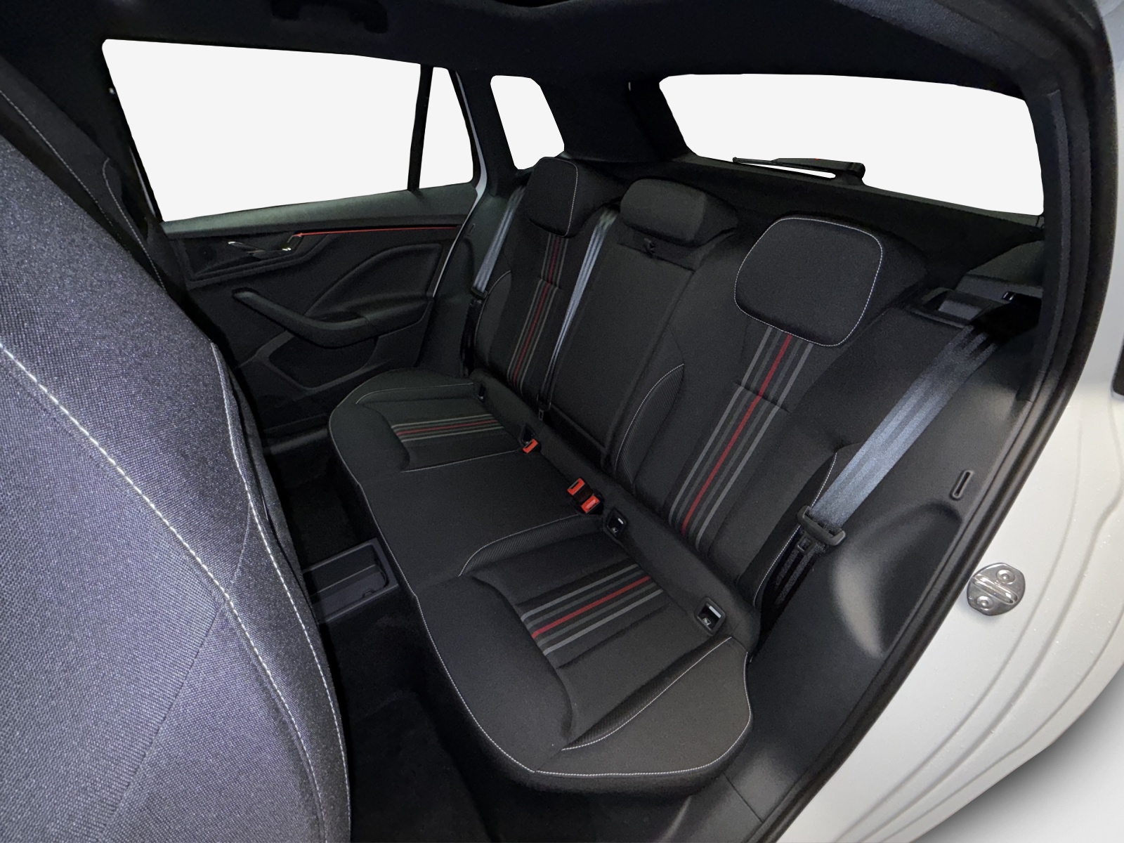 SKODA Kamiq 1.0 TSI Monte Carlo DSG-image-11