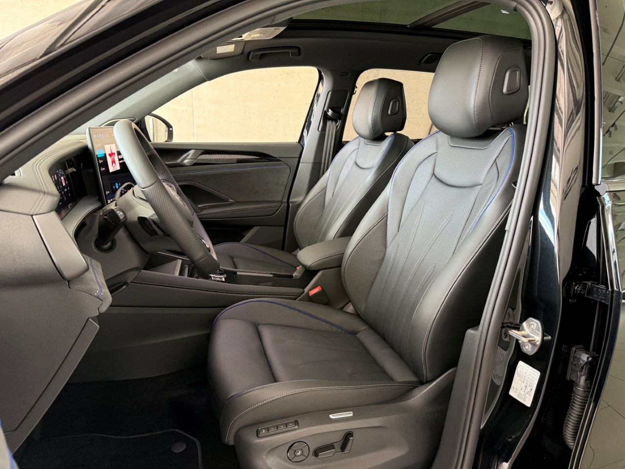 VW Tayron 1.5 TSI evo2 eHybrid R-Line DSG-image-7