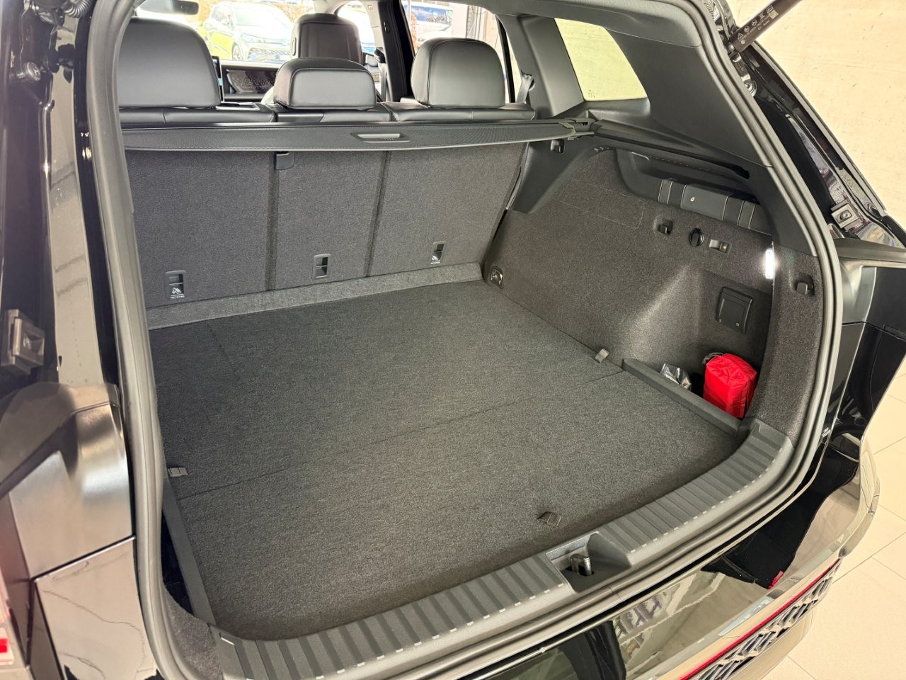 VW Tayron 1.5 TSI evo2 eHybrid R-Line DSG-image-5
