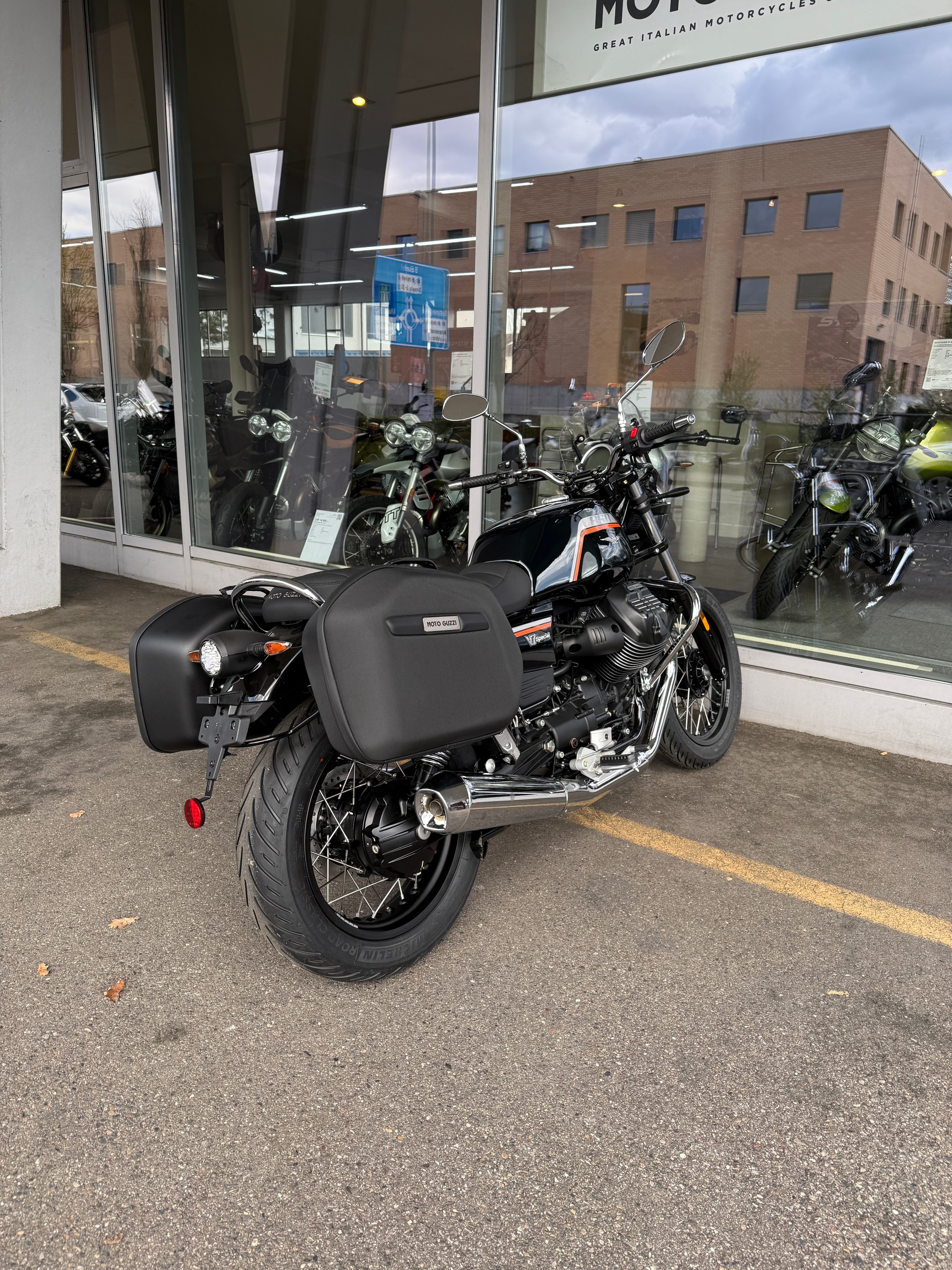 MOTO GUZZI V7 IV 850 Special E5+-image-12