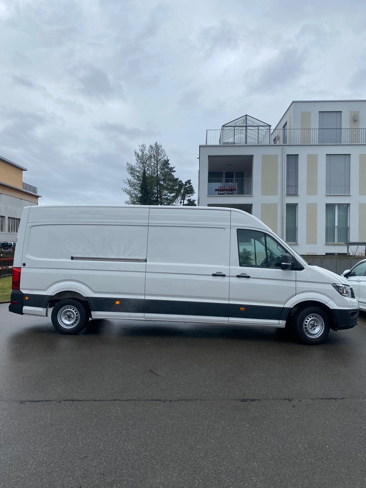 VW Crafter 35 2.0 TDI Entry L4 4Motion-image-2