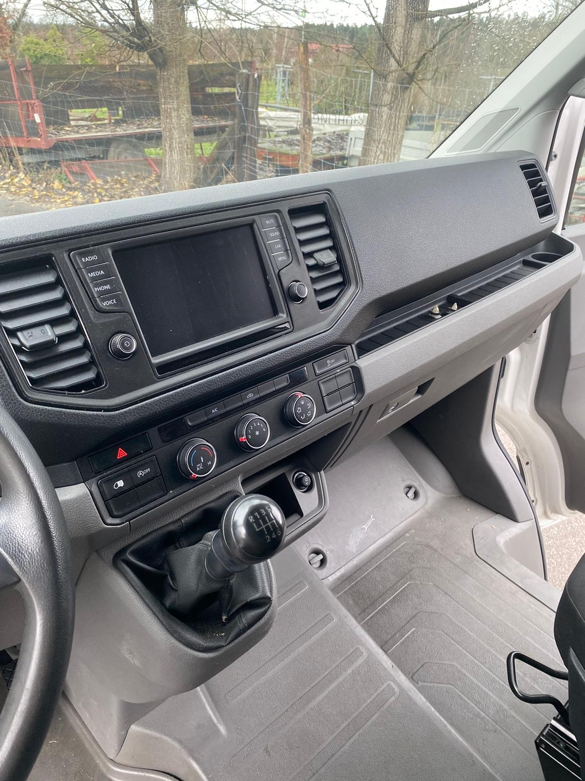 VW Crafter 35 2.0 TDI Entry L4 4Motion-image-9