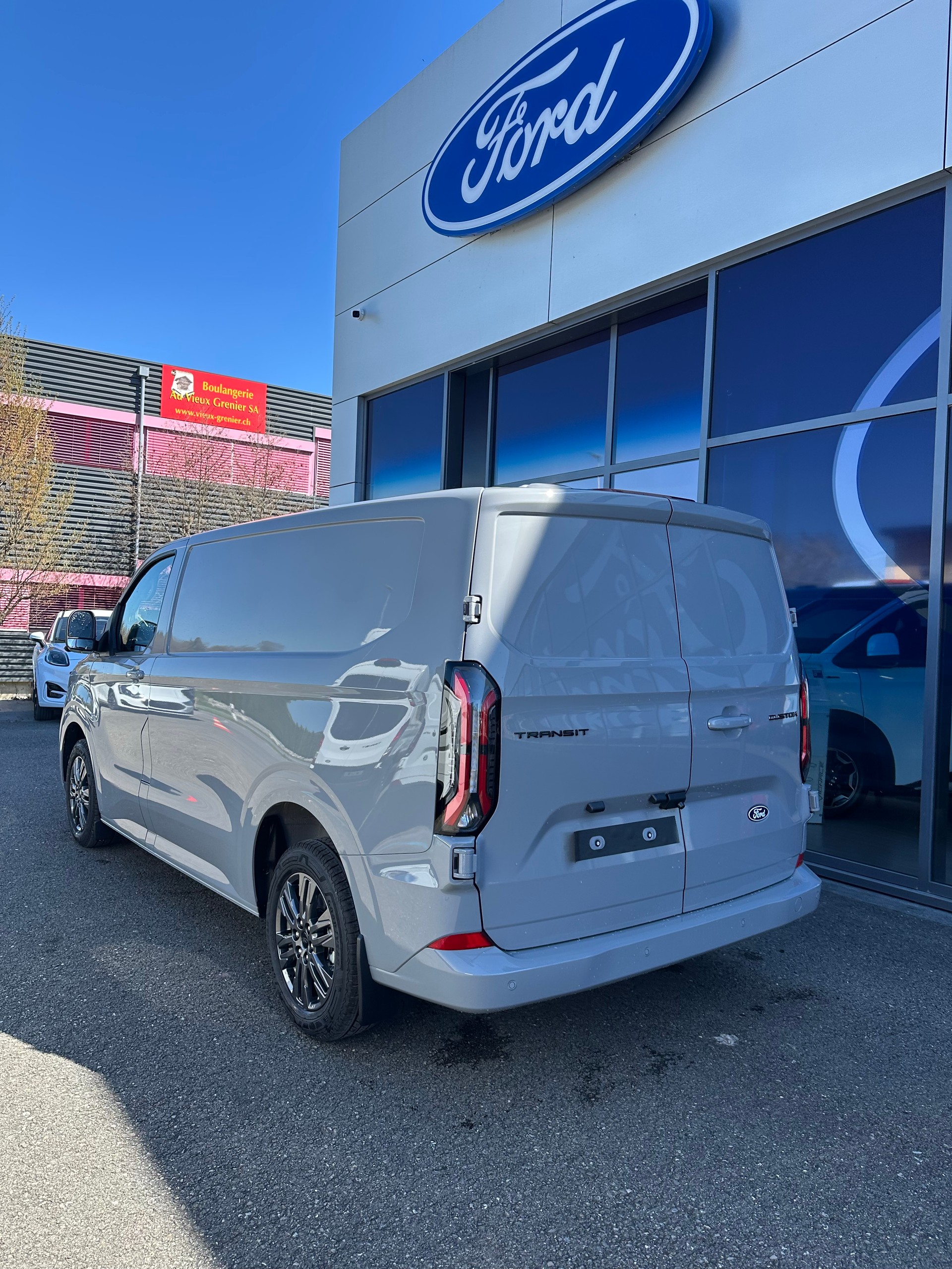 FORD Transit Custom Van 320 L1 2.0 EcoBl Limited/170CV/Aut.-image-3