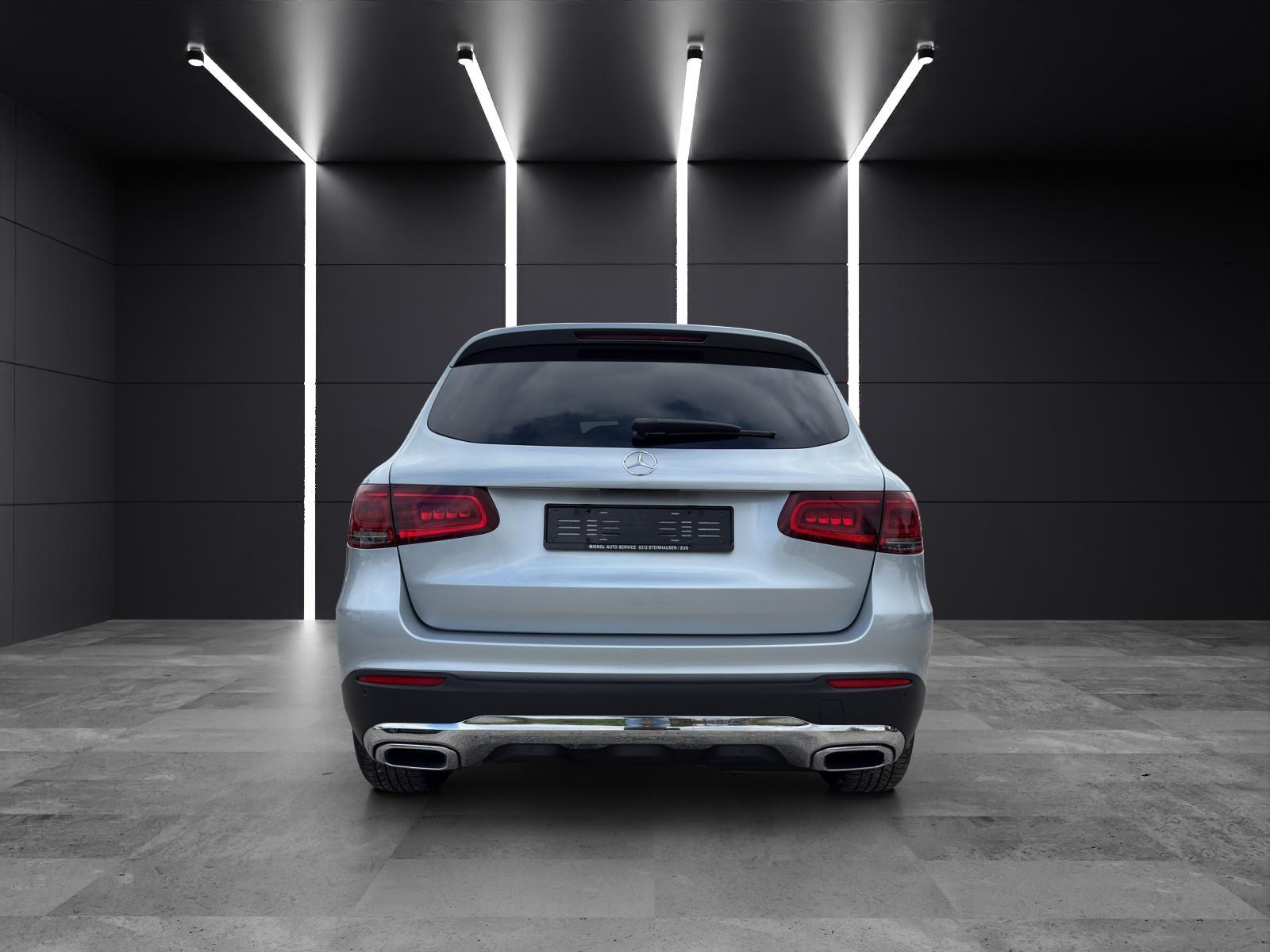 MERCEDES-BENZ GLC 220 d 4m-image-3