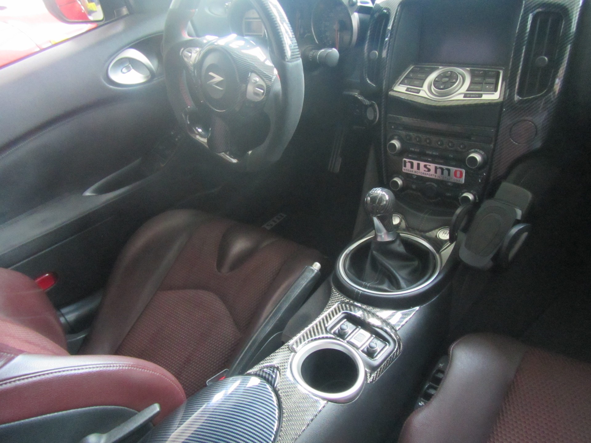 NISSAN 370 Z Roadster-image-6