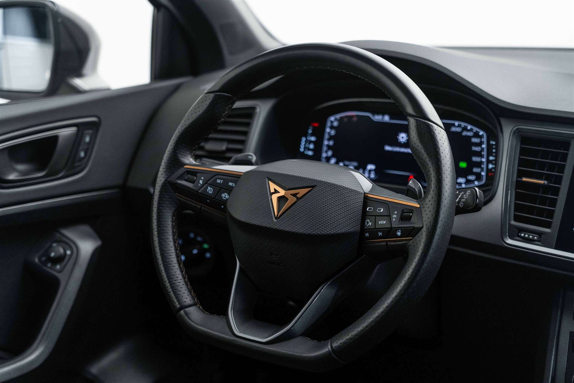 CUPRA Ateca 2.0TSI VZ 4Drive DSG 300PS-image-9