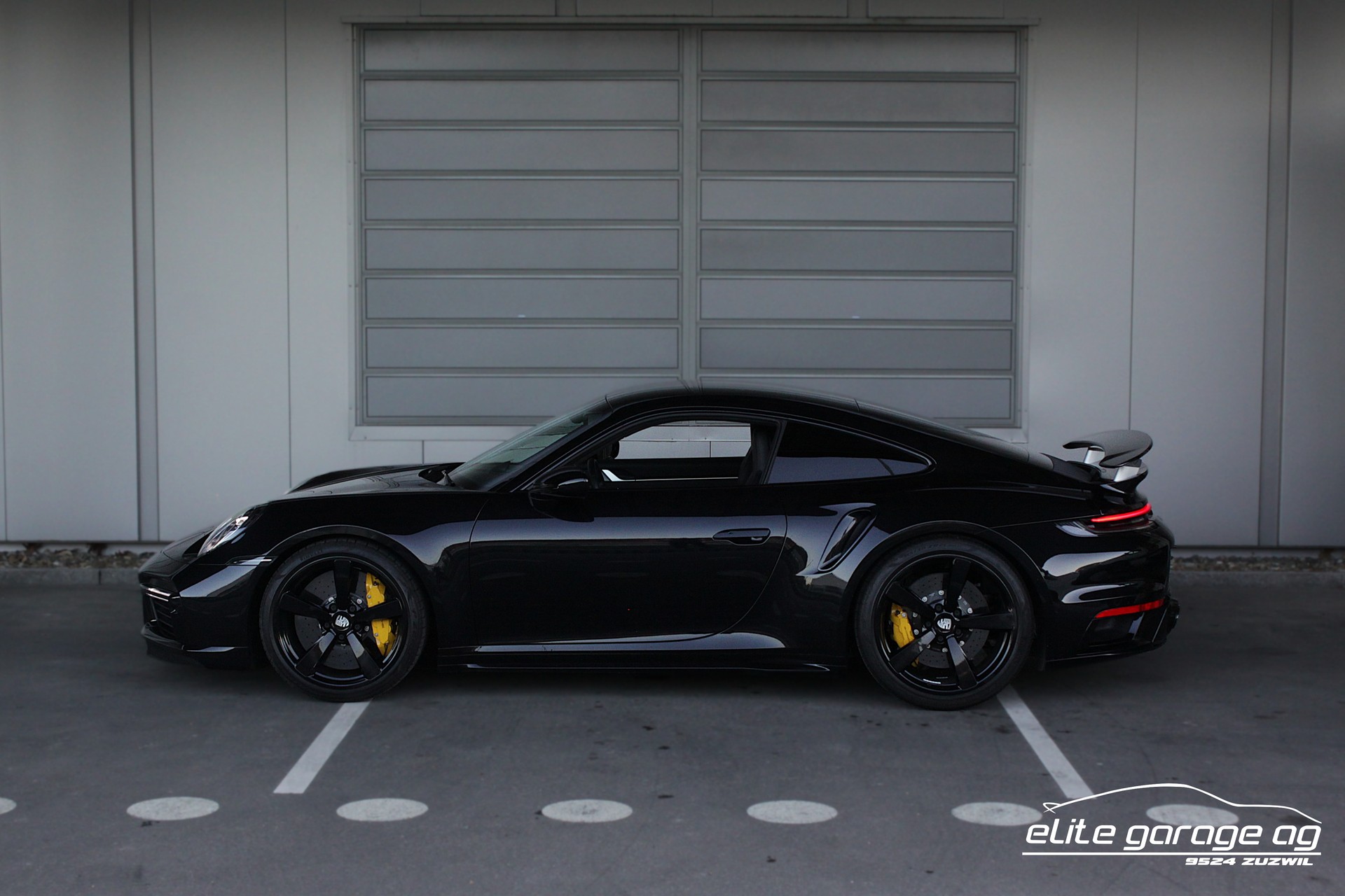 PORSCHE 911 Turbo S PDK 780 PS-image-1