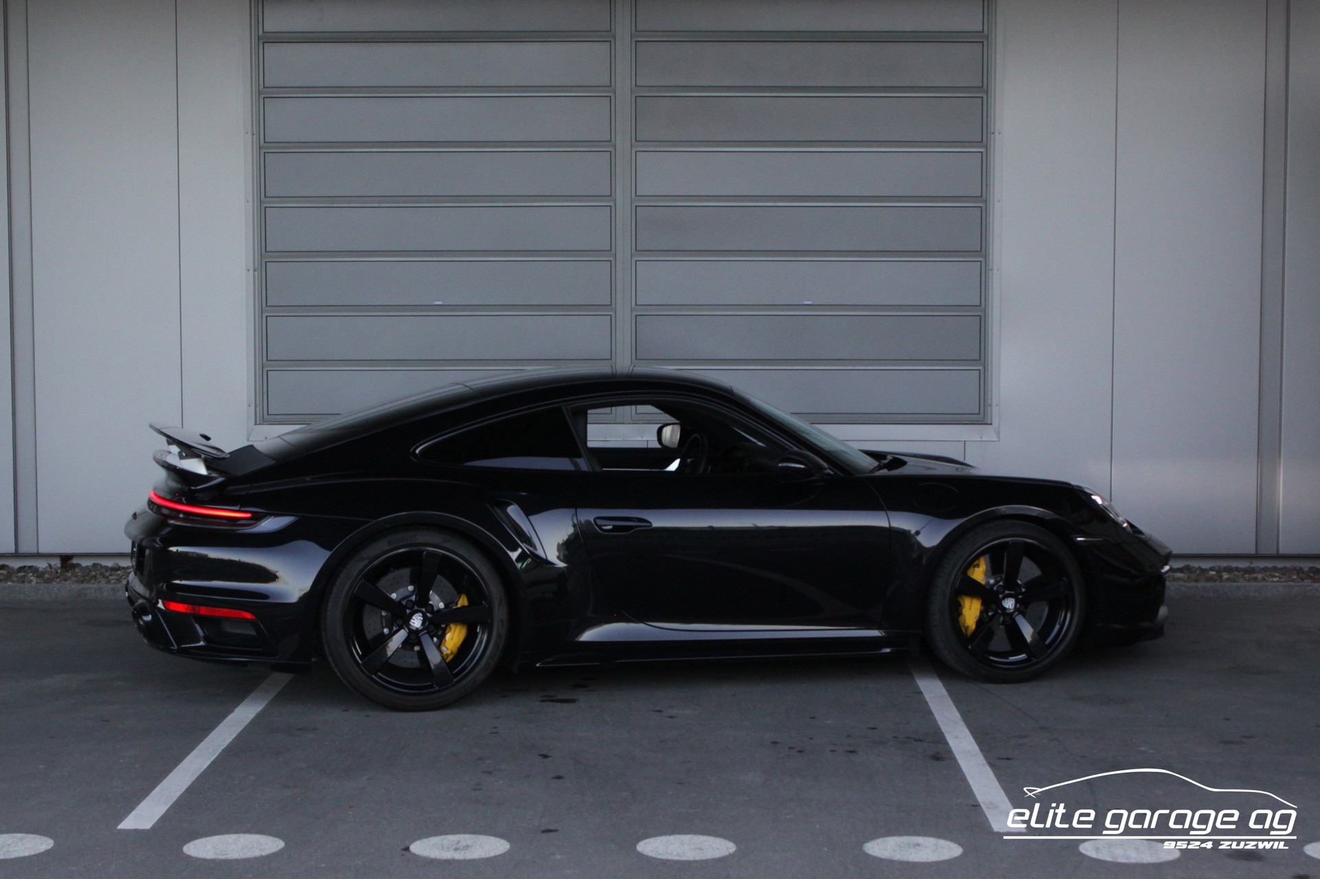 PORSCHE 911 Turbo S PDK 780 PS-image-4