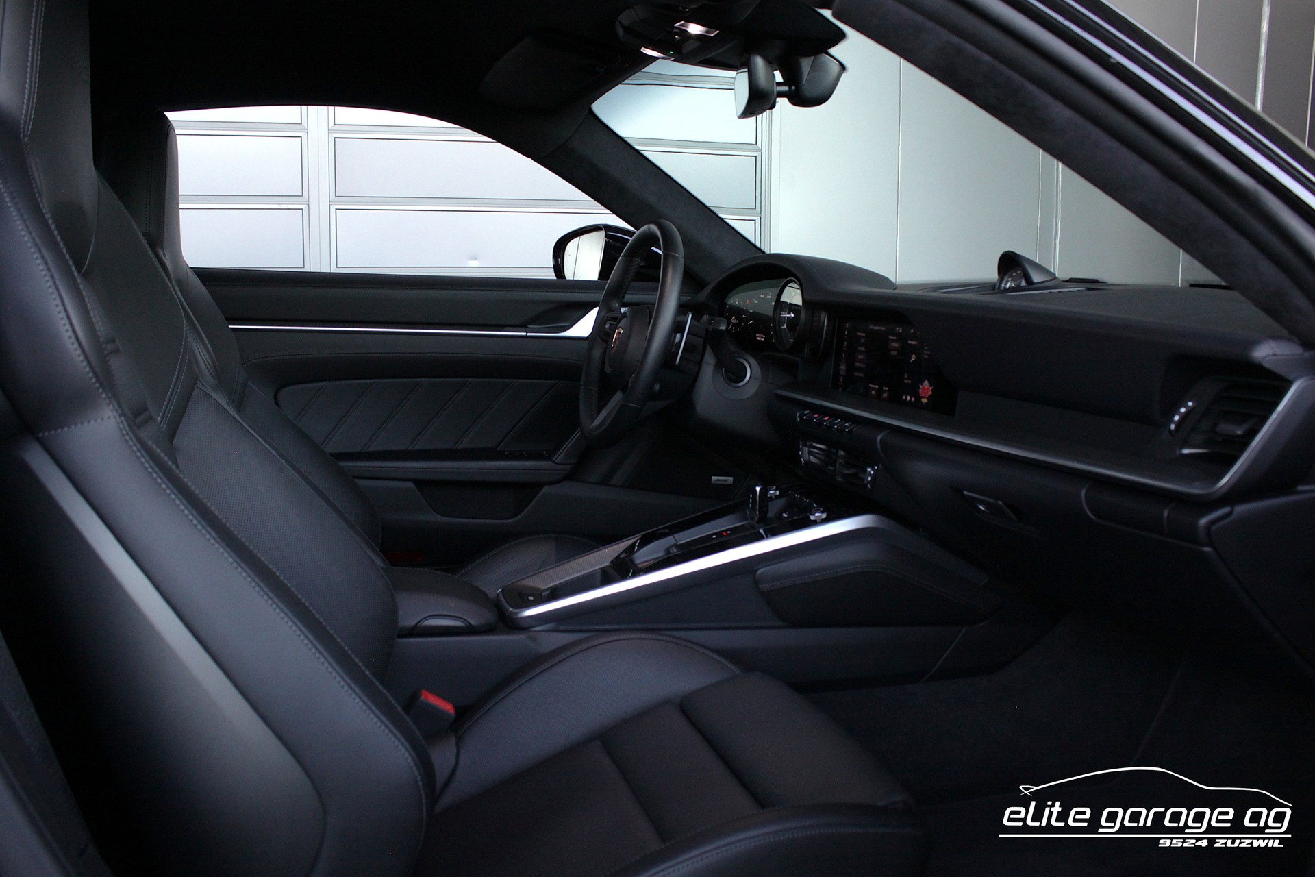 PORSCHE 911 Turbo S PDK 780 PS-image-15