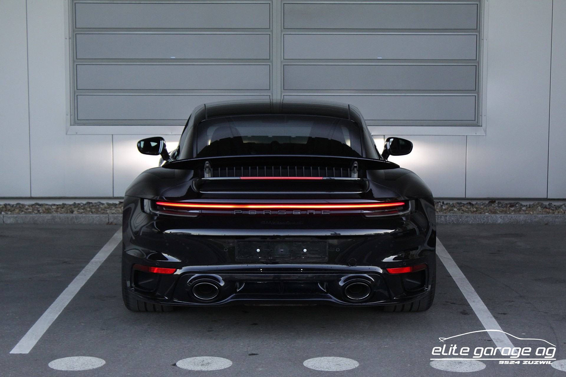 PORSCHE 911 Turbo S PDK 780 PS-image-3