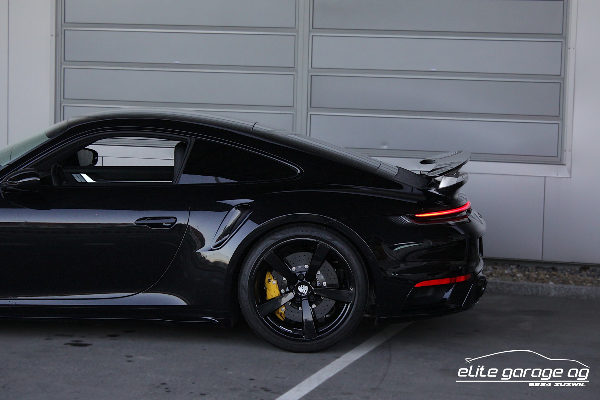 PORSCHE 911 Turbo S PDK 780 PS-image-12