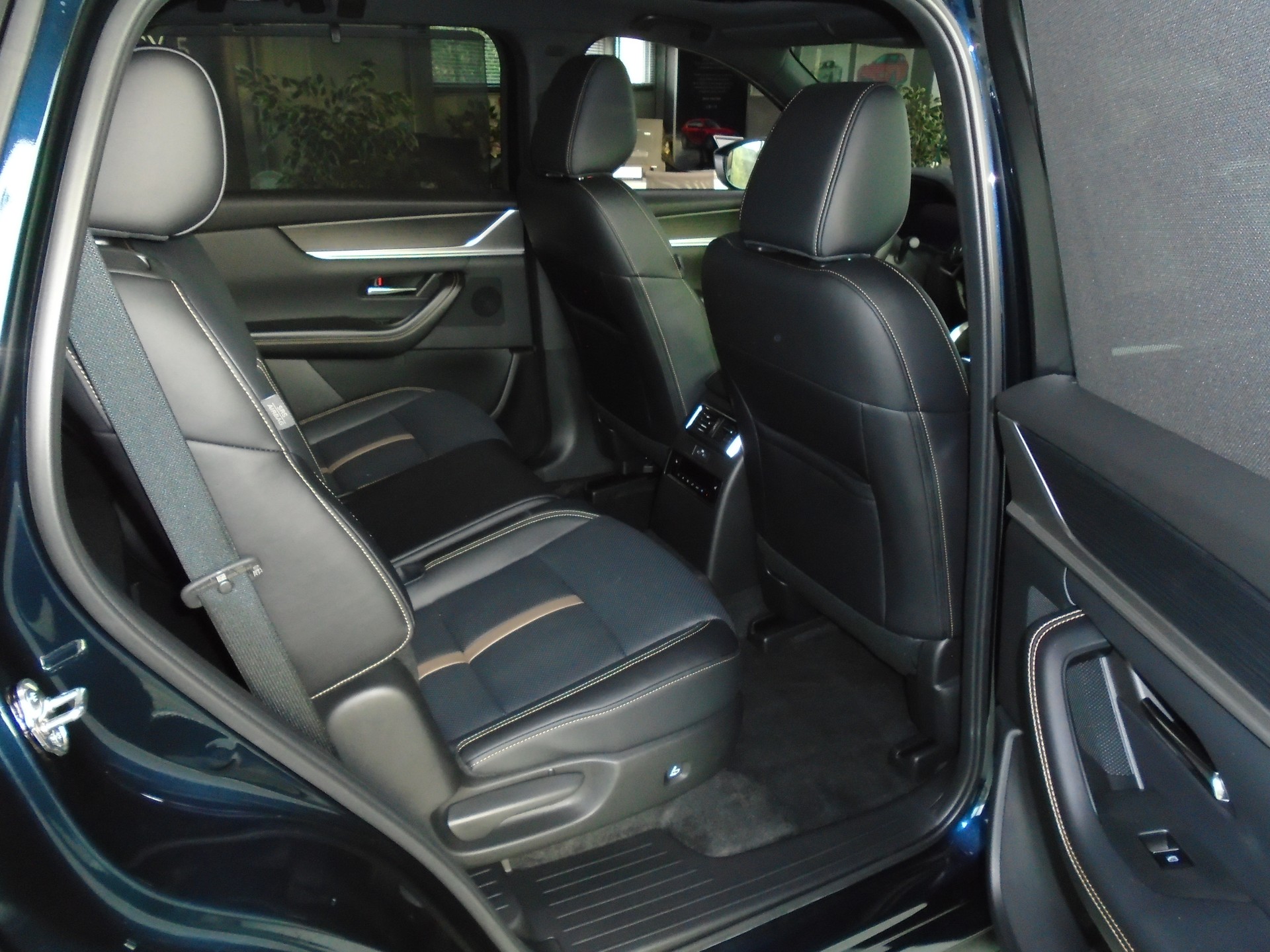 MAZDA CX-80 e-Skyactiv D254 MHEV AWD Homura Plus-image-5