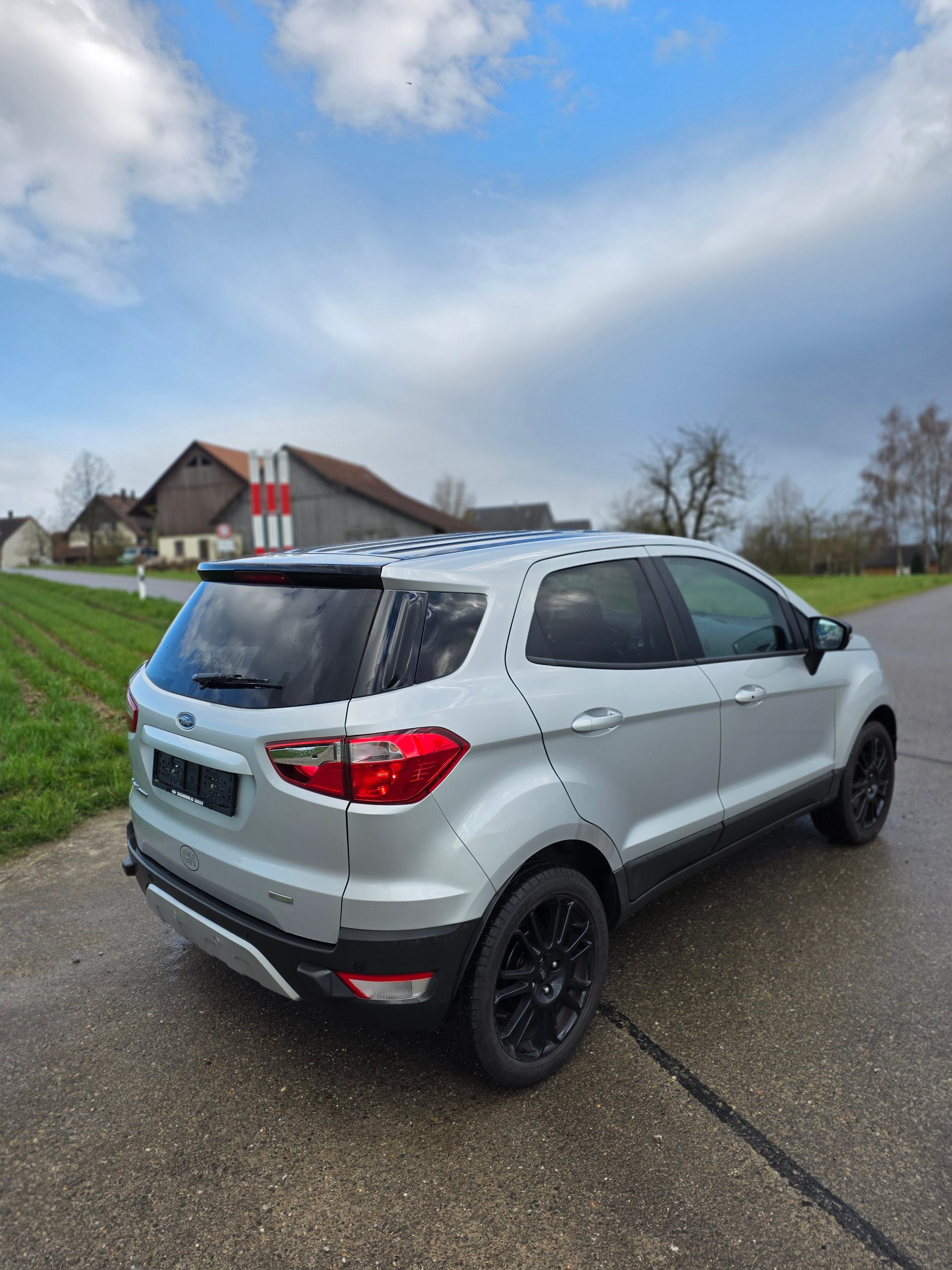 FORD EcoSport 1.0 SCTi Titanium S-image-3