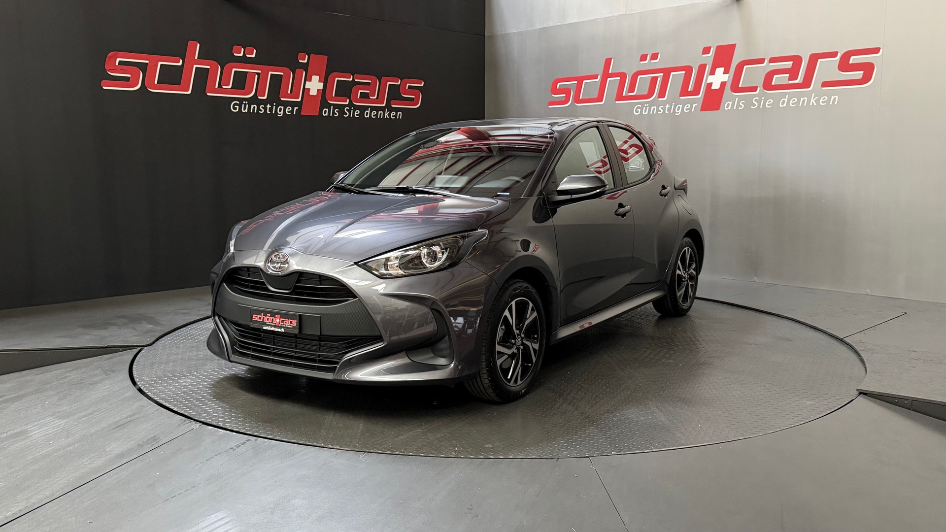 TOYOTA Yaris 1.5 Business e-CVT-image-0