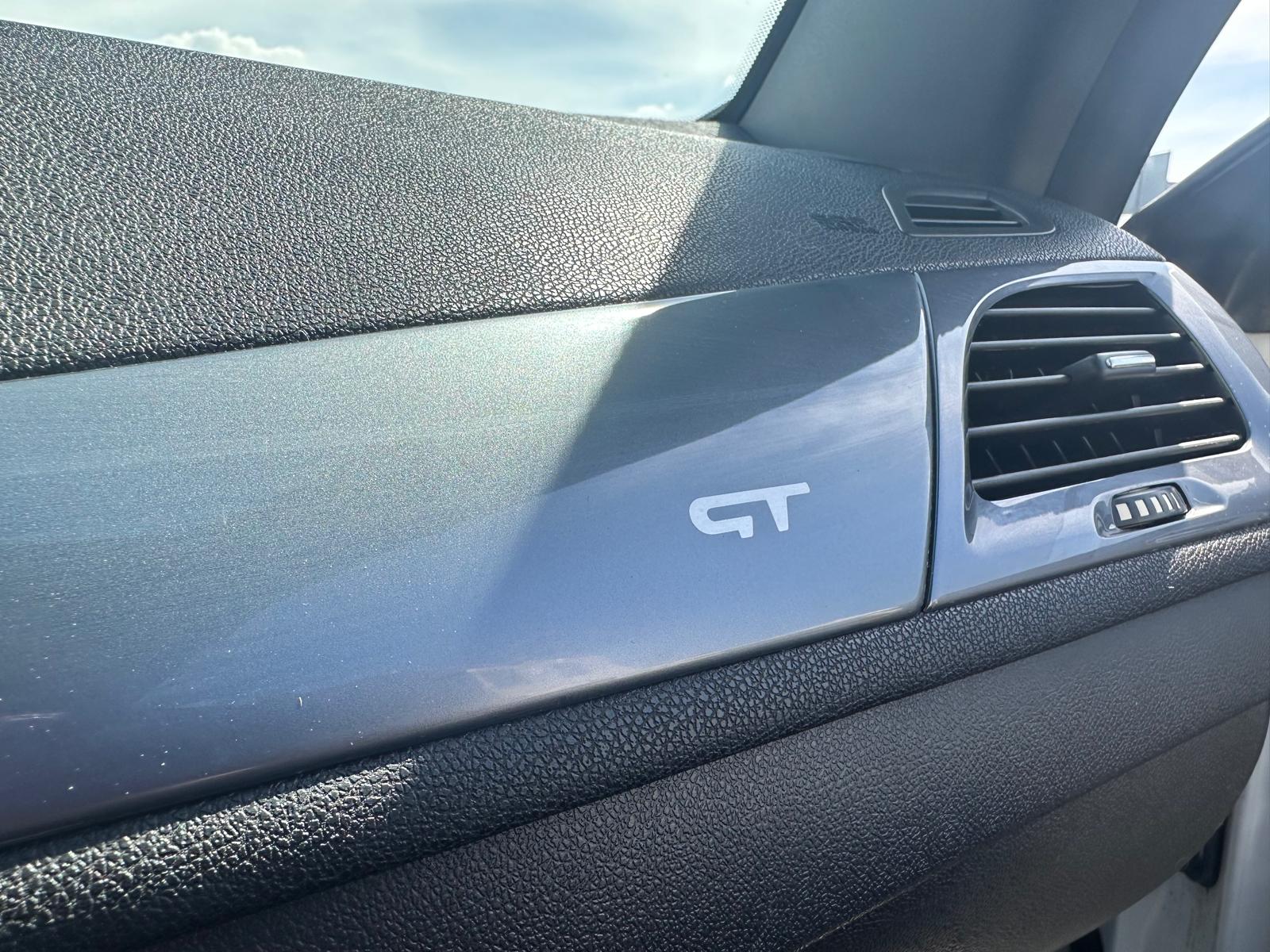 RENAULT Mégane CC 2.0 16V Turbo GT-image-36