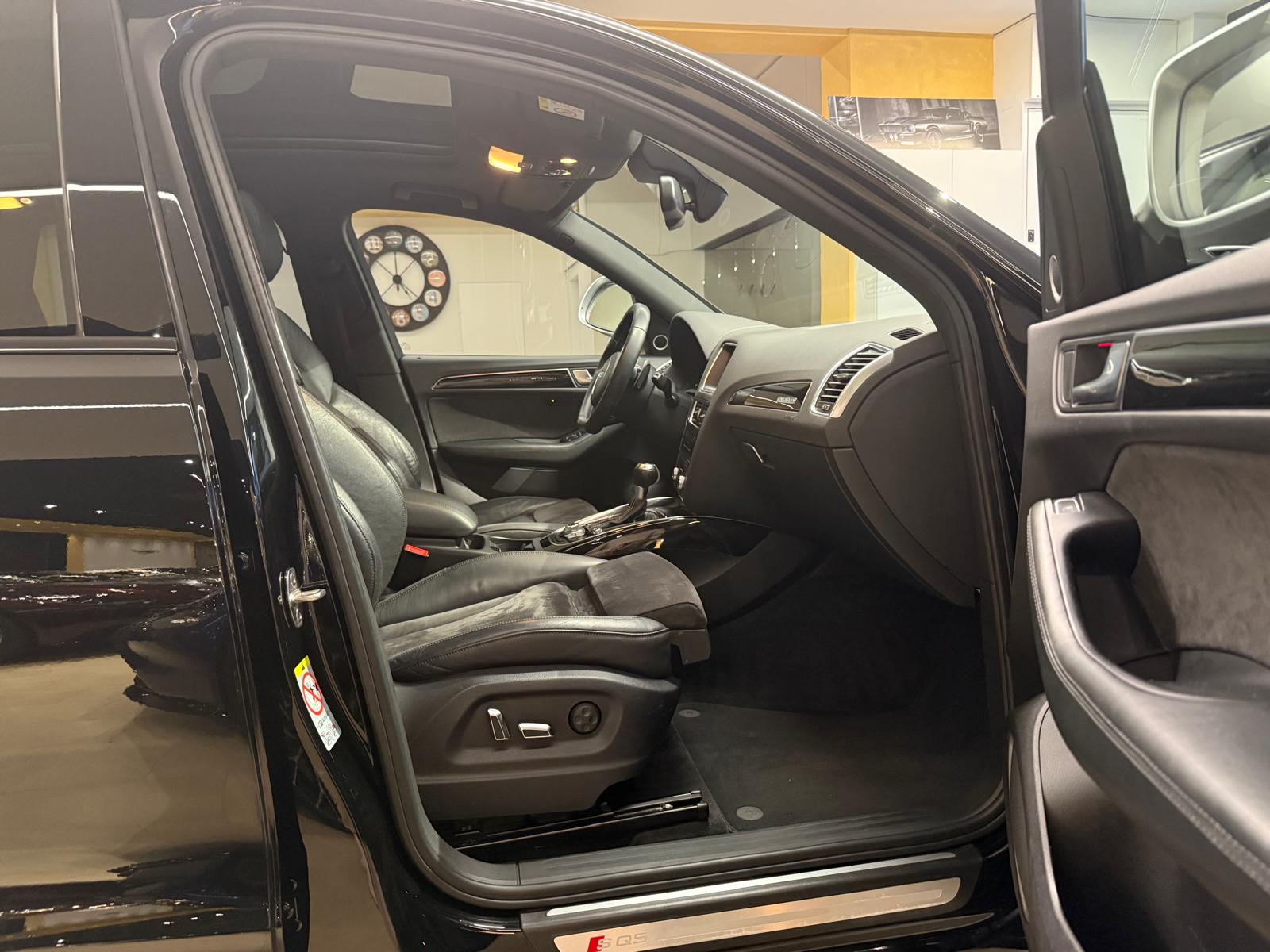 AUDI SQ5 3.0 TDI quattro tiptronic-image-12