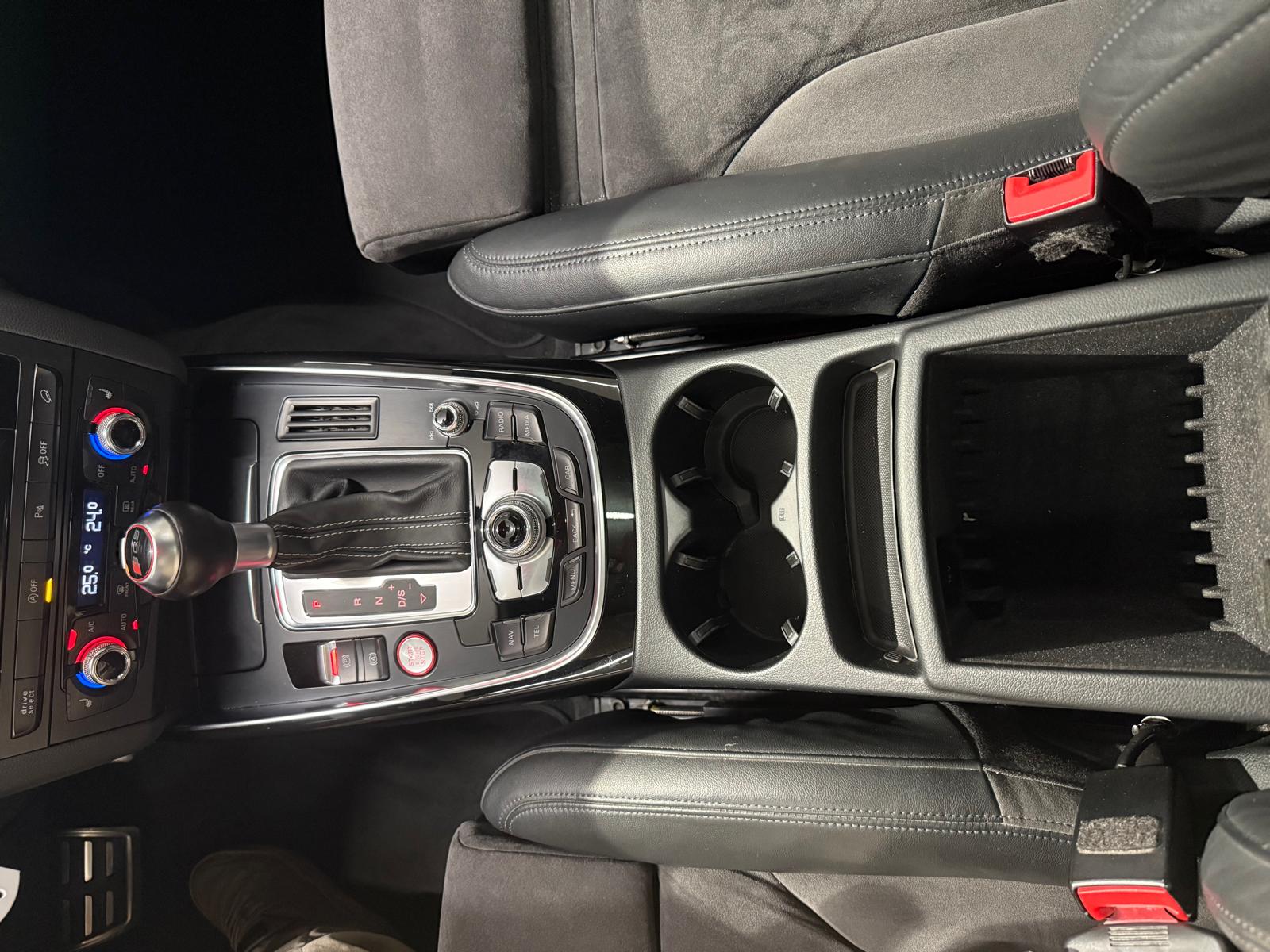 AUDI SQ5 3.0 TDI quattro tiptronic-image-21