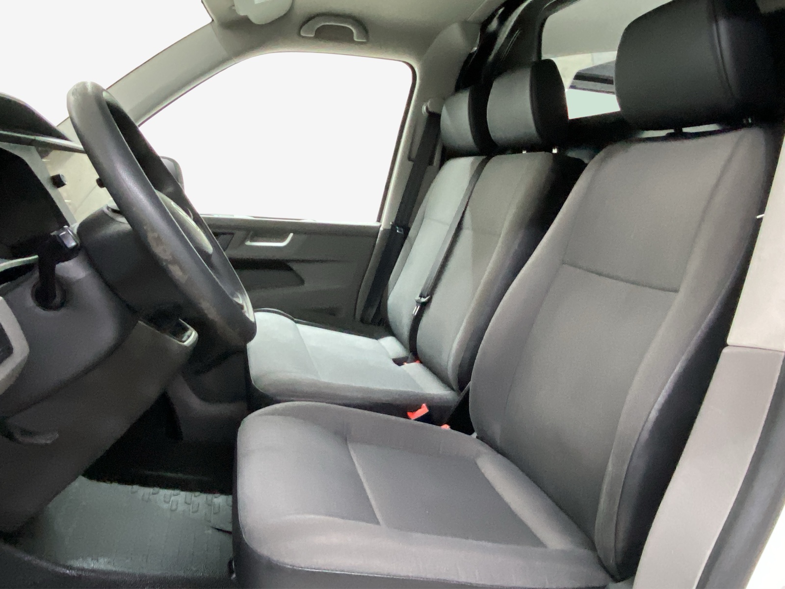 VW T6.1 2.0 TDI 4Motion-image-7