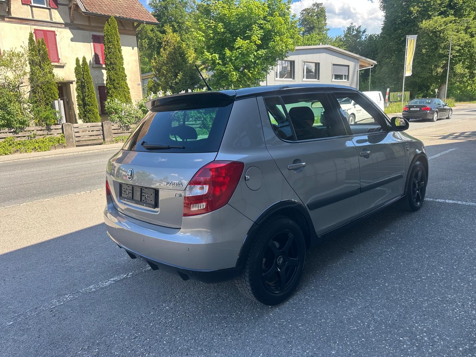 SKODA Fabia 1.2 TSI Monte Carlo-image-3