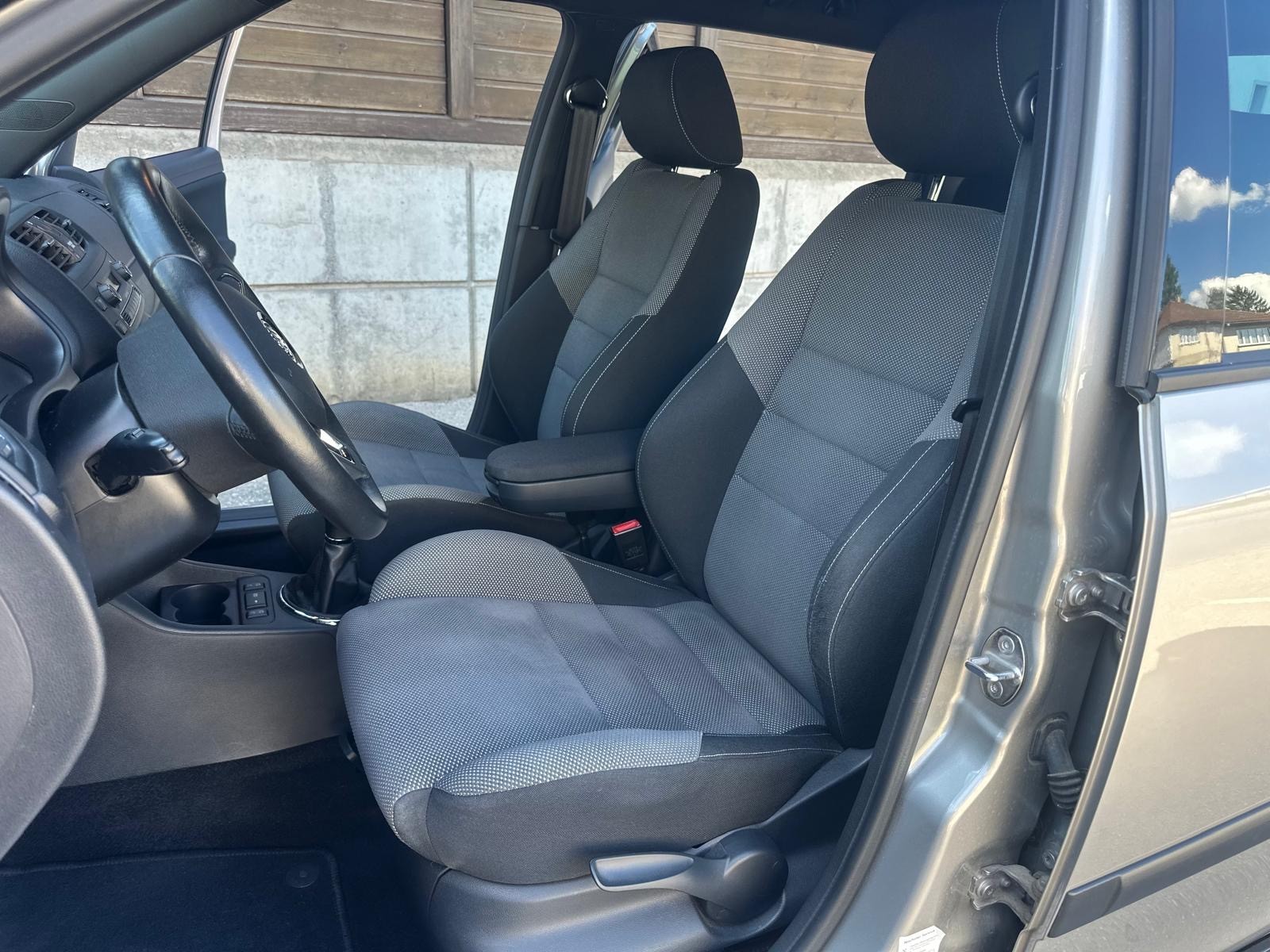 SKODA Fabia 1.2 TSI Monte Carlo-image-8