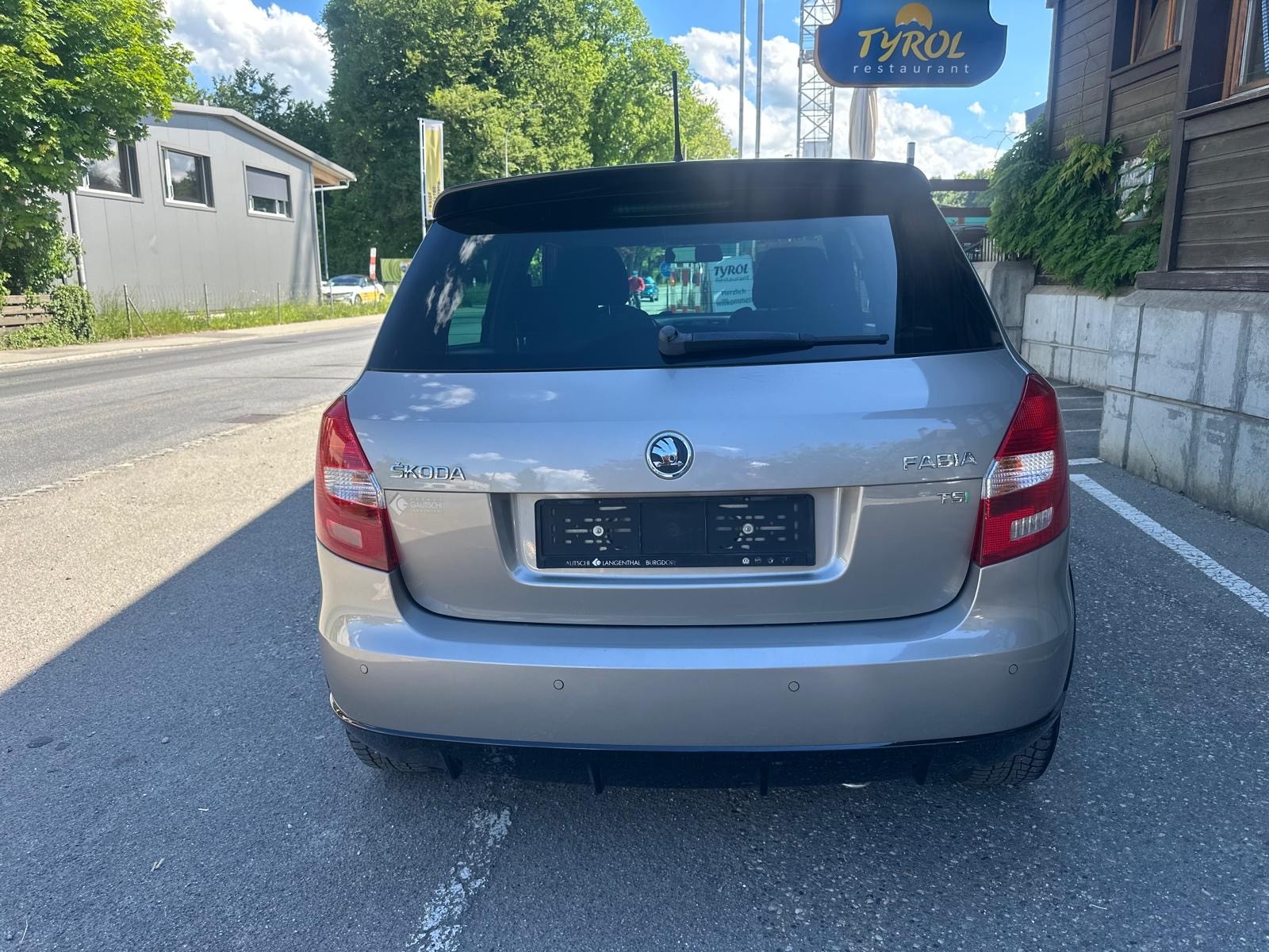 SKODA Fabia 1.2 TSI Monte Carlo-image-5
