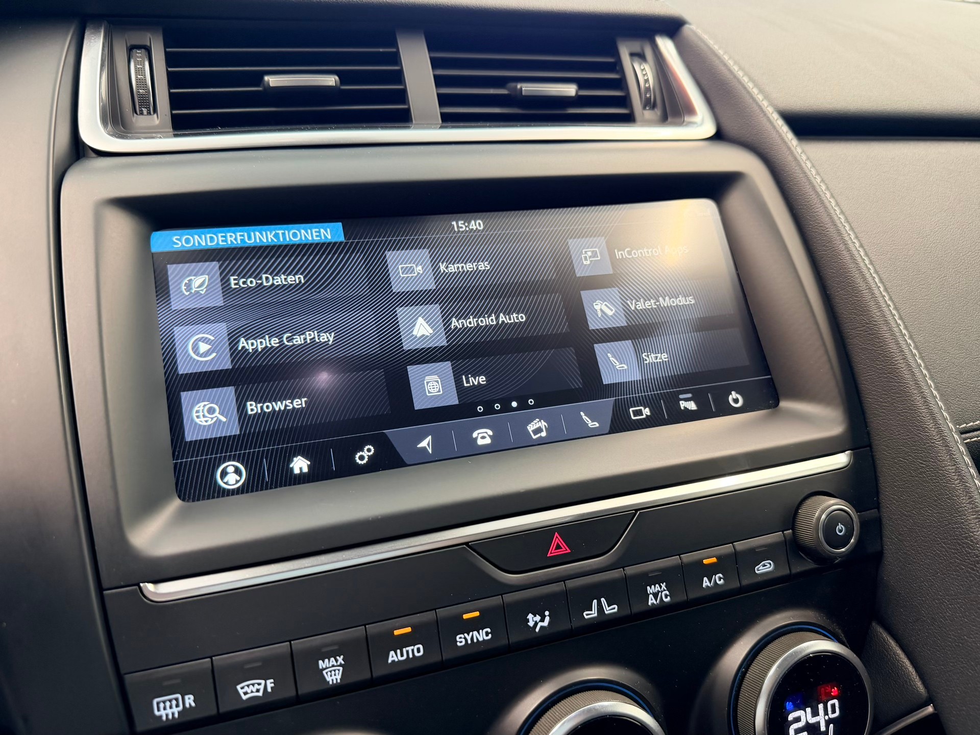 JAGUAR E-Pace P200 R-Dynamic S AWD Automatik-image-26
