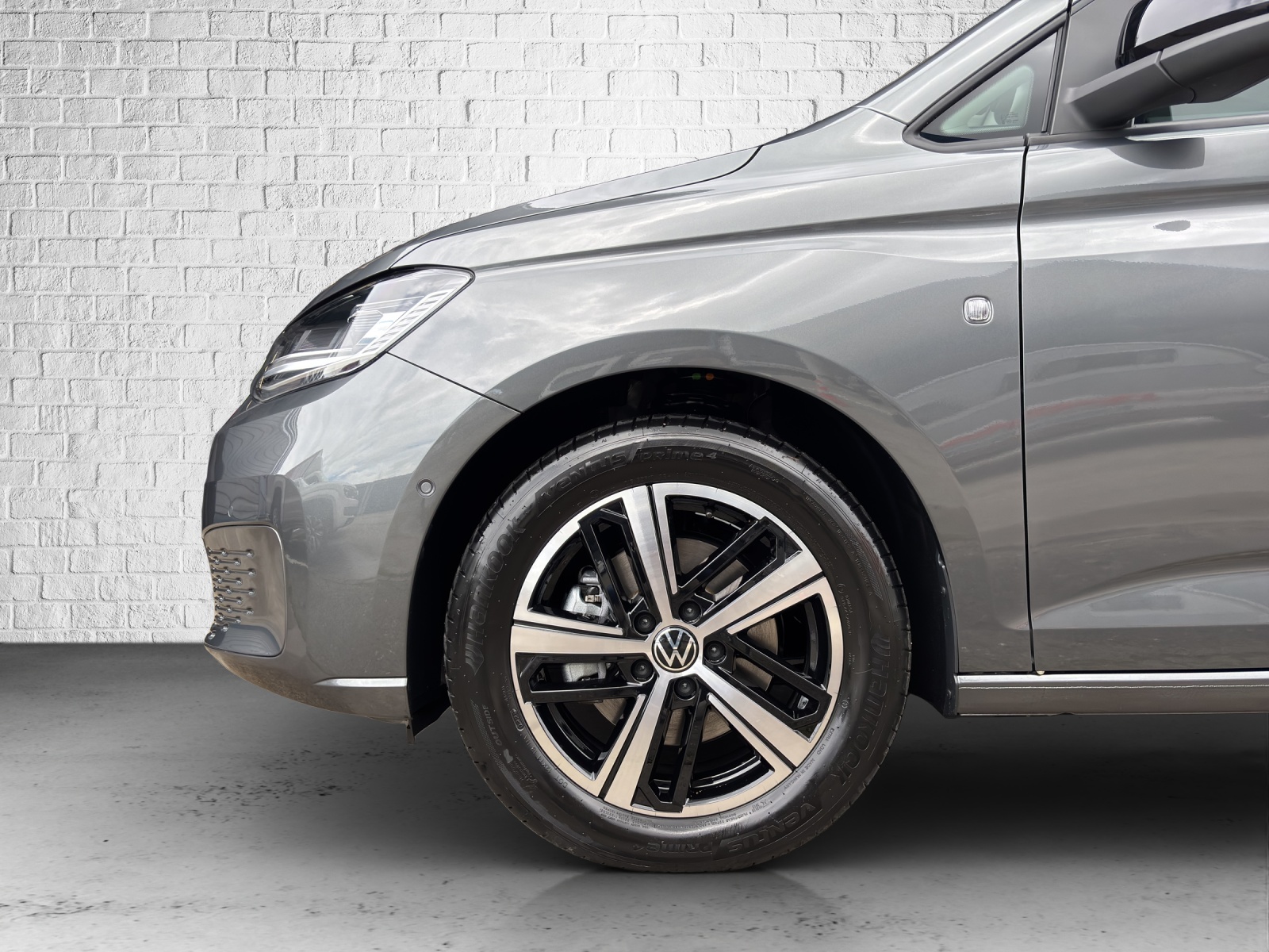 VW Caddy Maxi 2.0 TDI 4Motion-image-8
