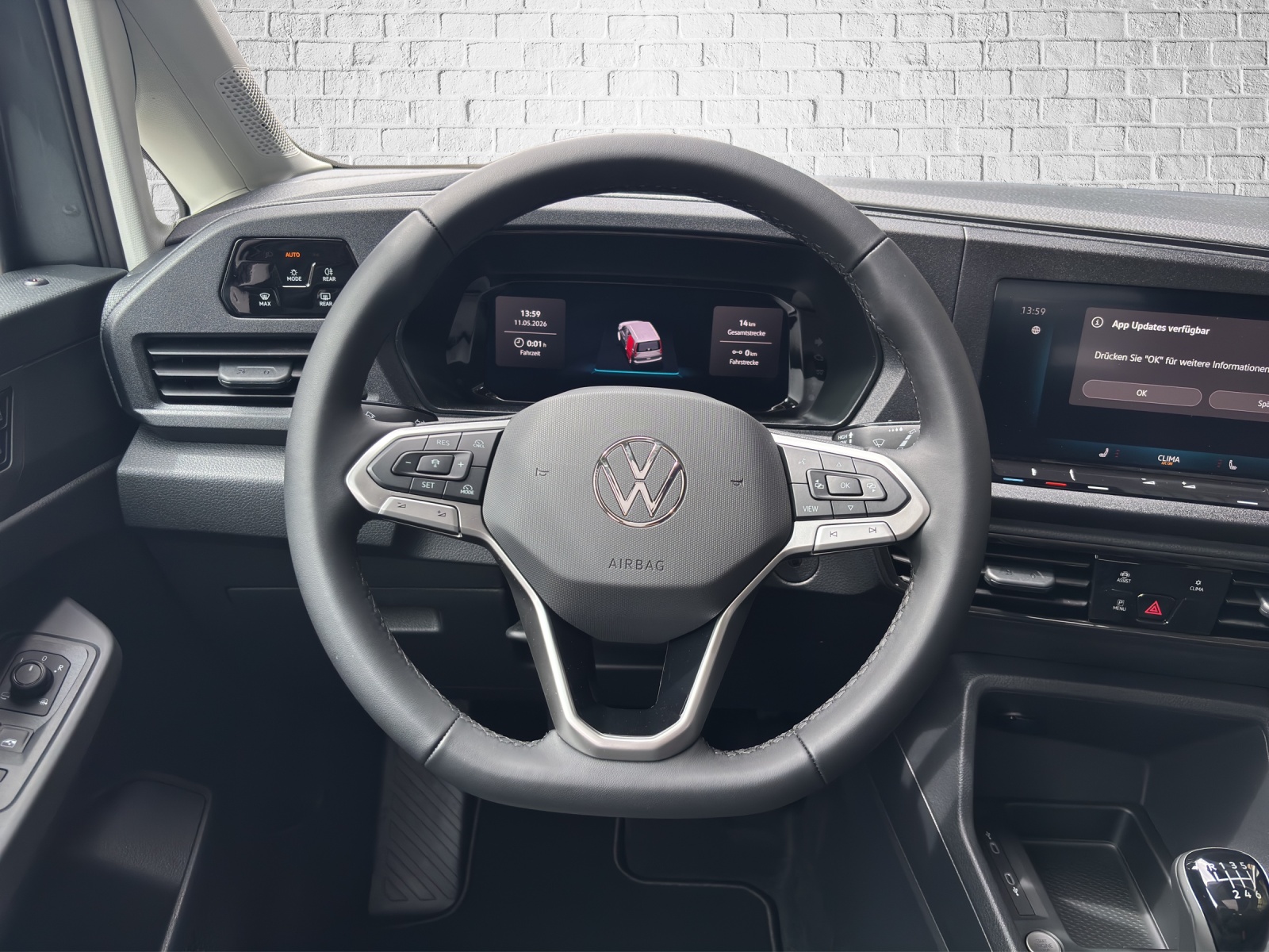 VW Caddy Maxi 2.0 TDI 4Motion-image-11