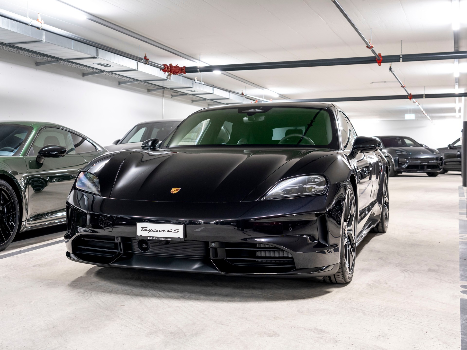 PORSCHE Taycan Sport Turismo 4S 104kWh Black Edition
