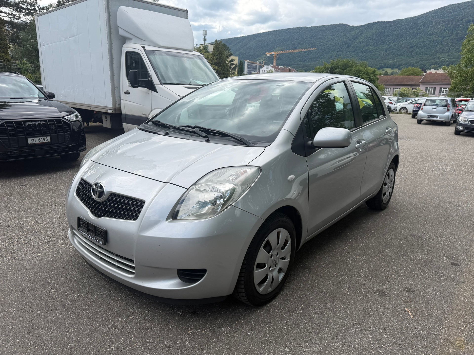 TOYOTA Yaris 1.3 Linea Sol ** Klimaanlage ** 08x Airbag ** E.Fenster ** Ab MFK 01.12.2025