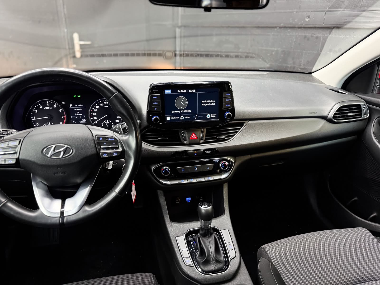 HYUNDAI i30 Wagon 1.5 T-GDi Vertex 48V MH DCT-image-13