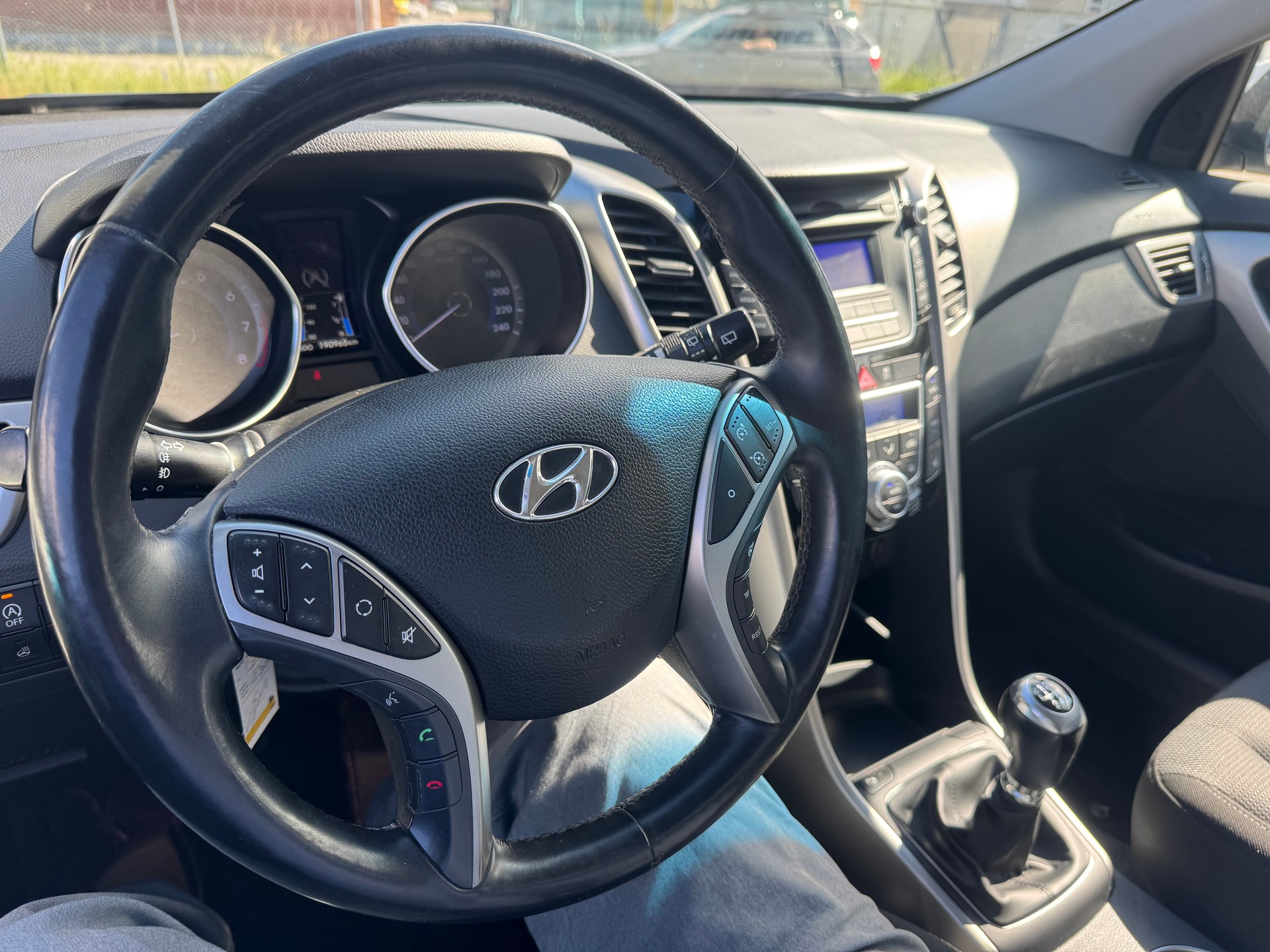 HYUNDAI i30 Wagon 1.6 GDI Vertex-image-15