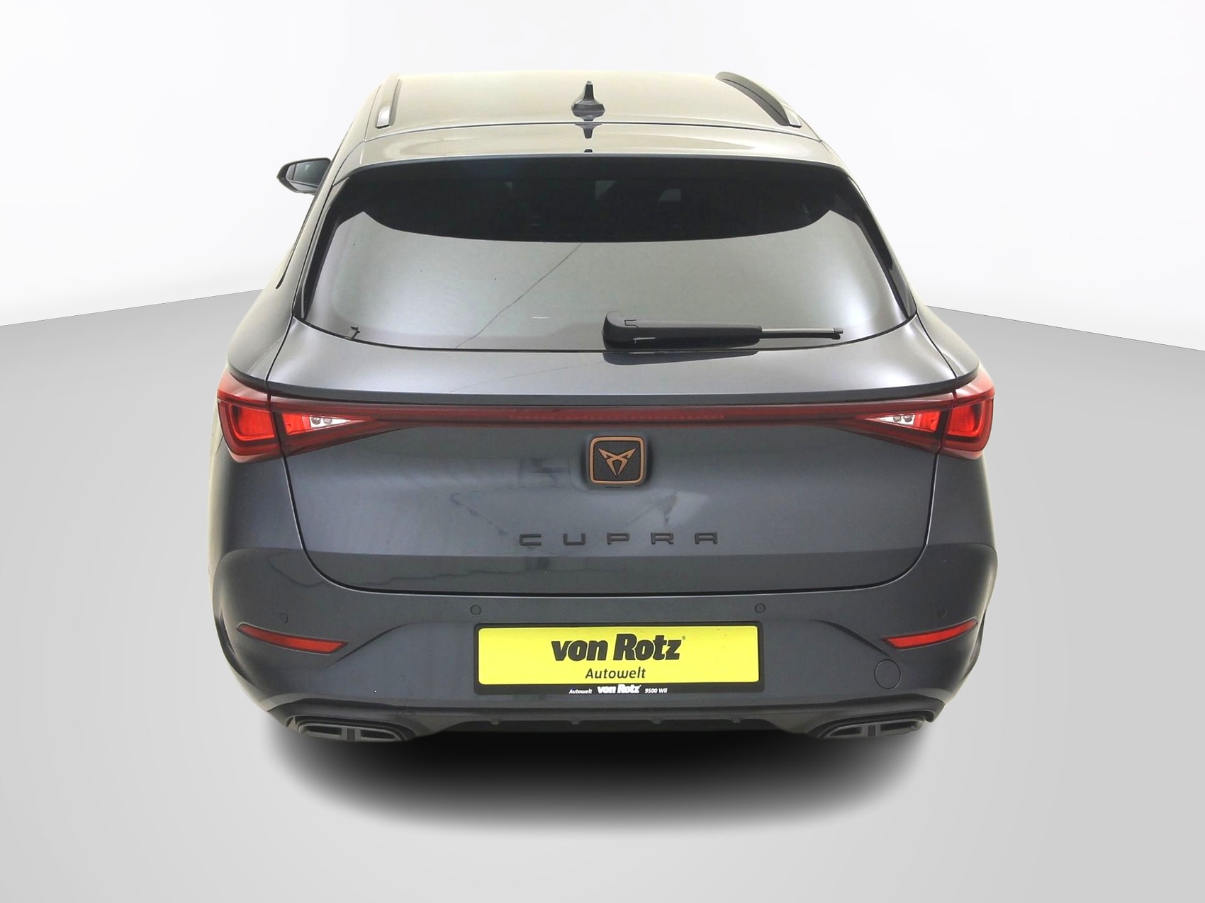 CUPRA Leon ST 1.5 eTSI ACT DSG-image-2