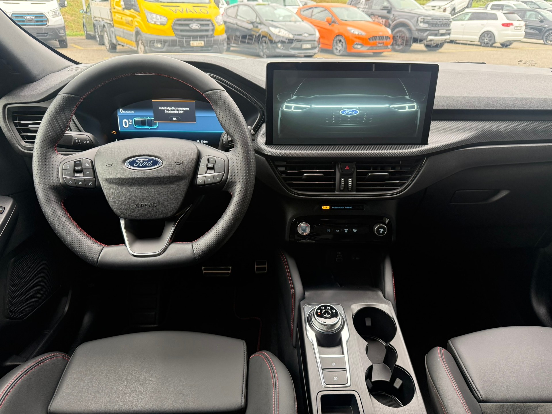 FORD Kuga 2.5 PHEV ST-Line X FWD-image-8
