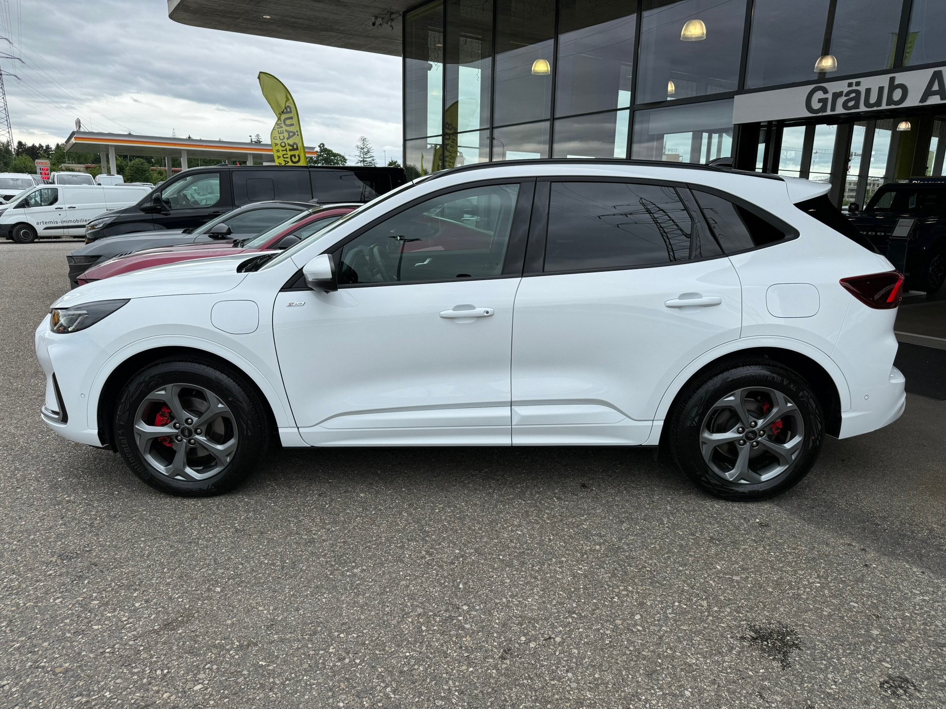 FORD Kuga 2.5 PHEV ST-Line X FWD-image-3
