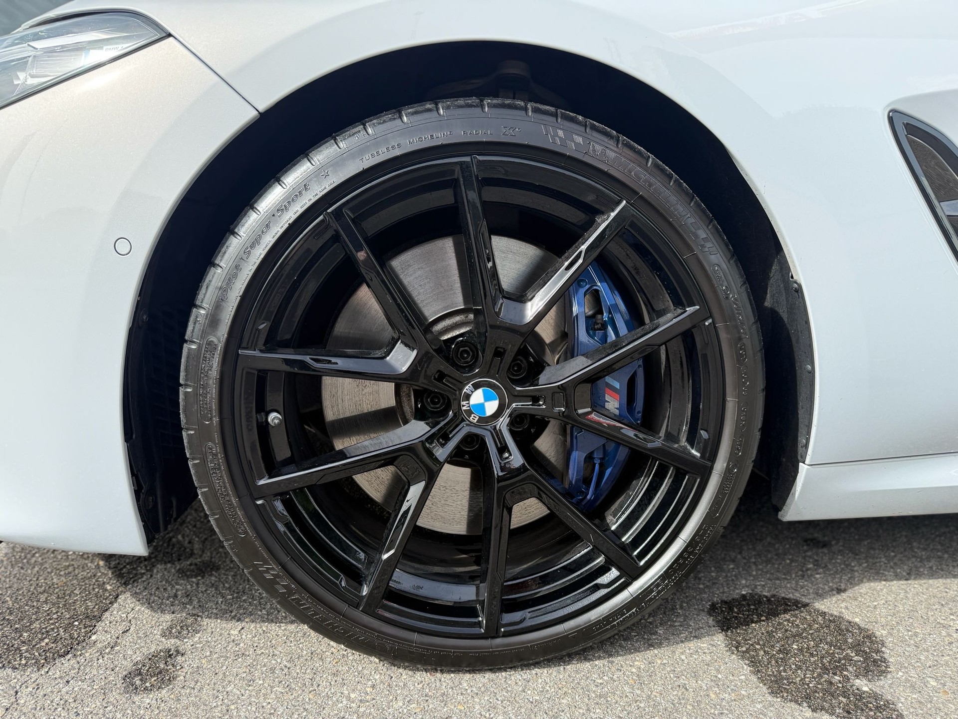 BMW M850i xDrive Steptronic-image-5