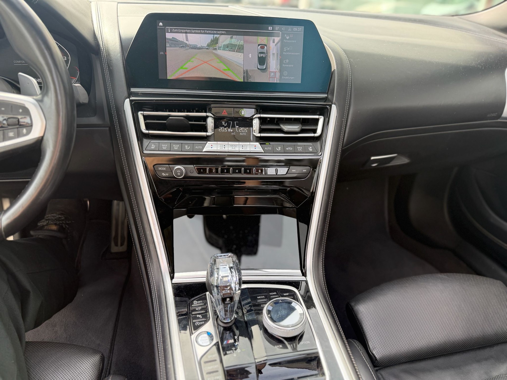 BMW M850i xDrive Steptronic-image-26