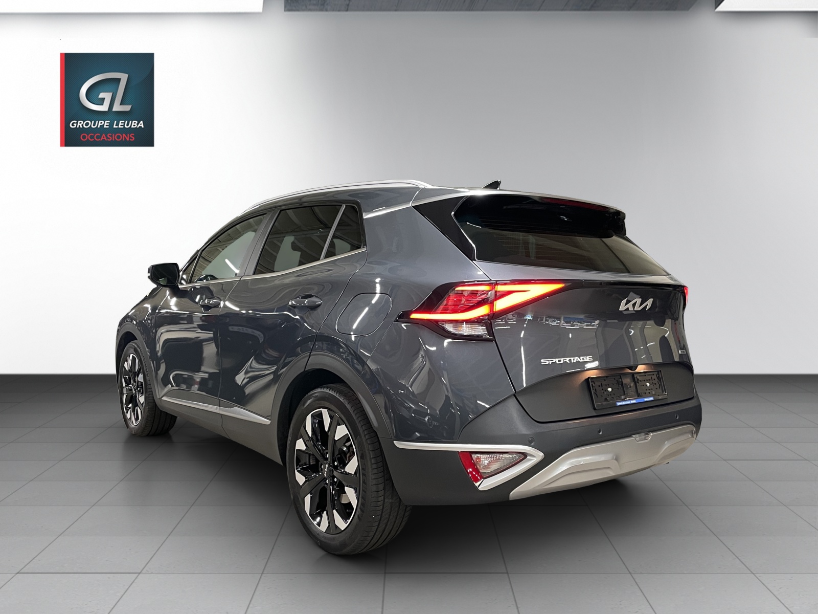KIA Sportage1.6T PHEV4x4 PE A-image-3