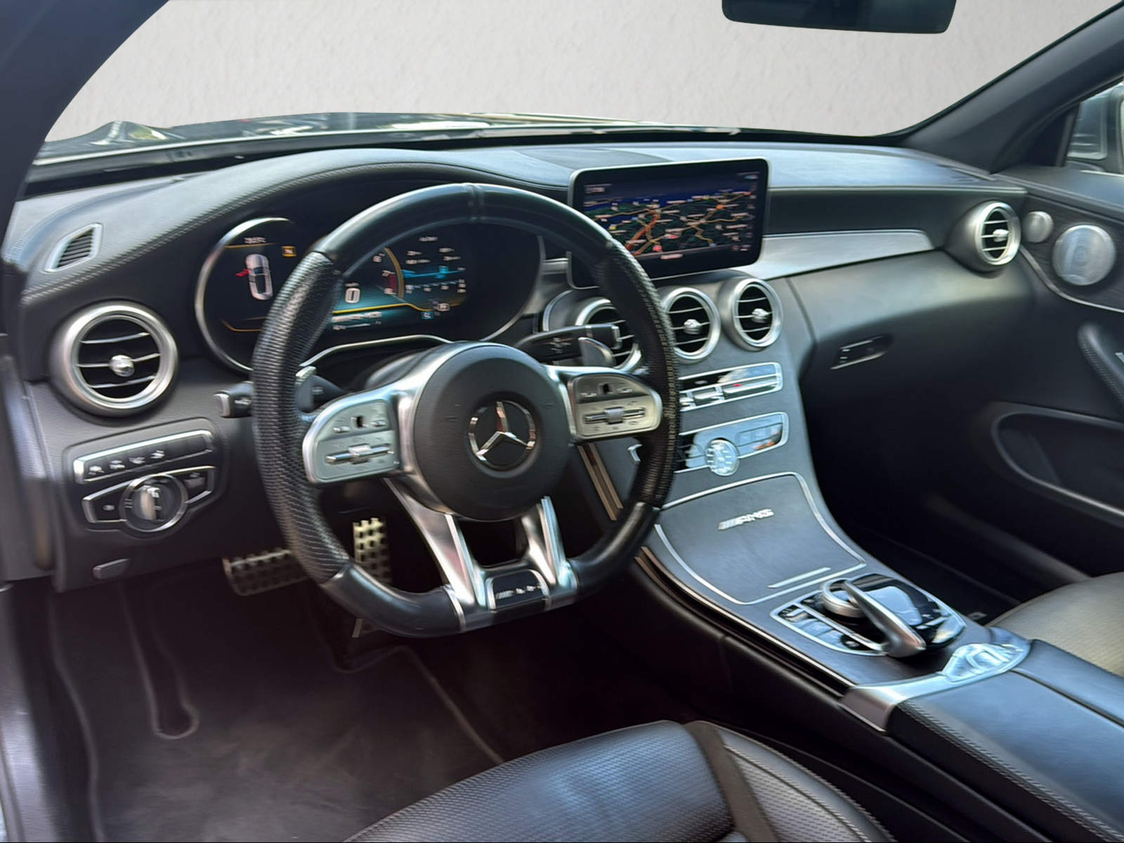 MERCEDES-BENZ C 63 AMG 9G-tronic-image-11