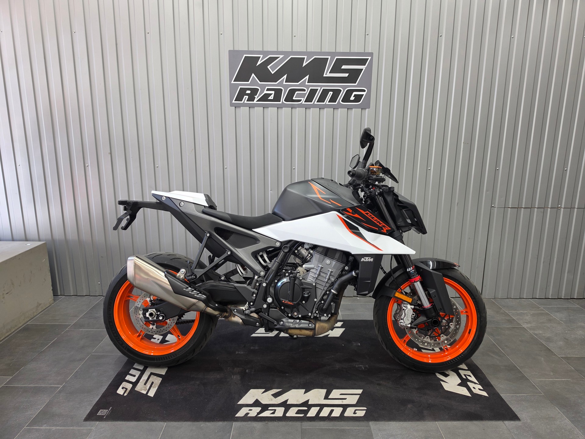 KTM 990 Duke