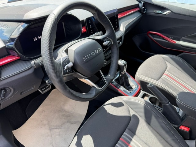 SKODA Fabia 1.0 TSI Monte Carlo DSG-image-7