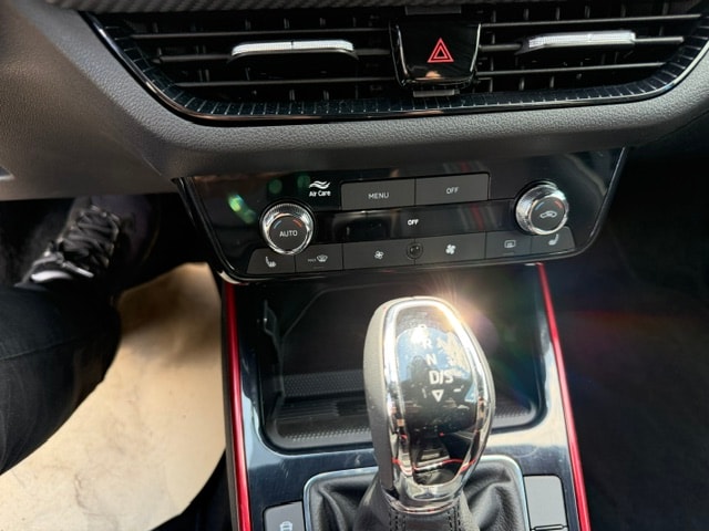 SKODA Fabia 1.0 TSI Monte Carlo DSG-image-11