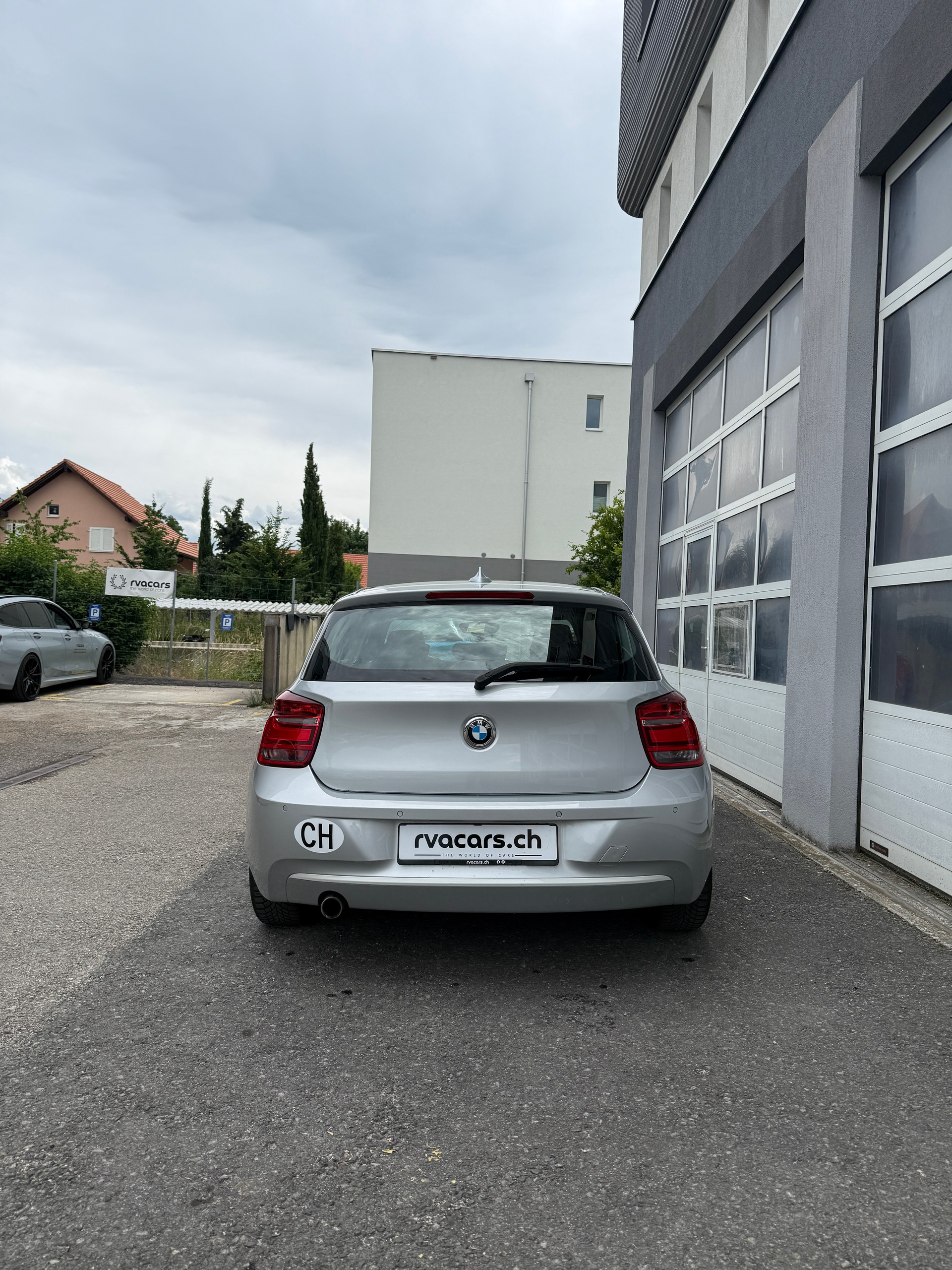 BMW 116d Urban Line Steptronic-image-4
