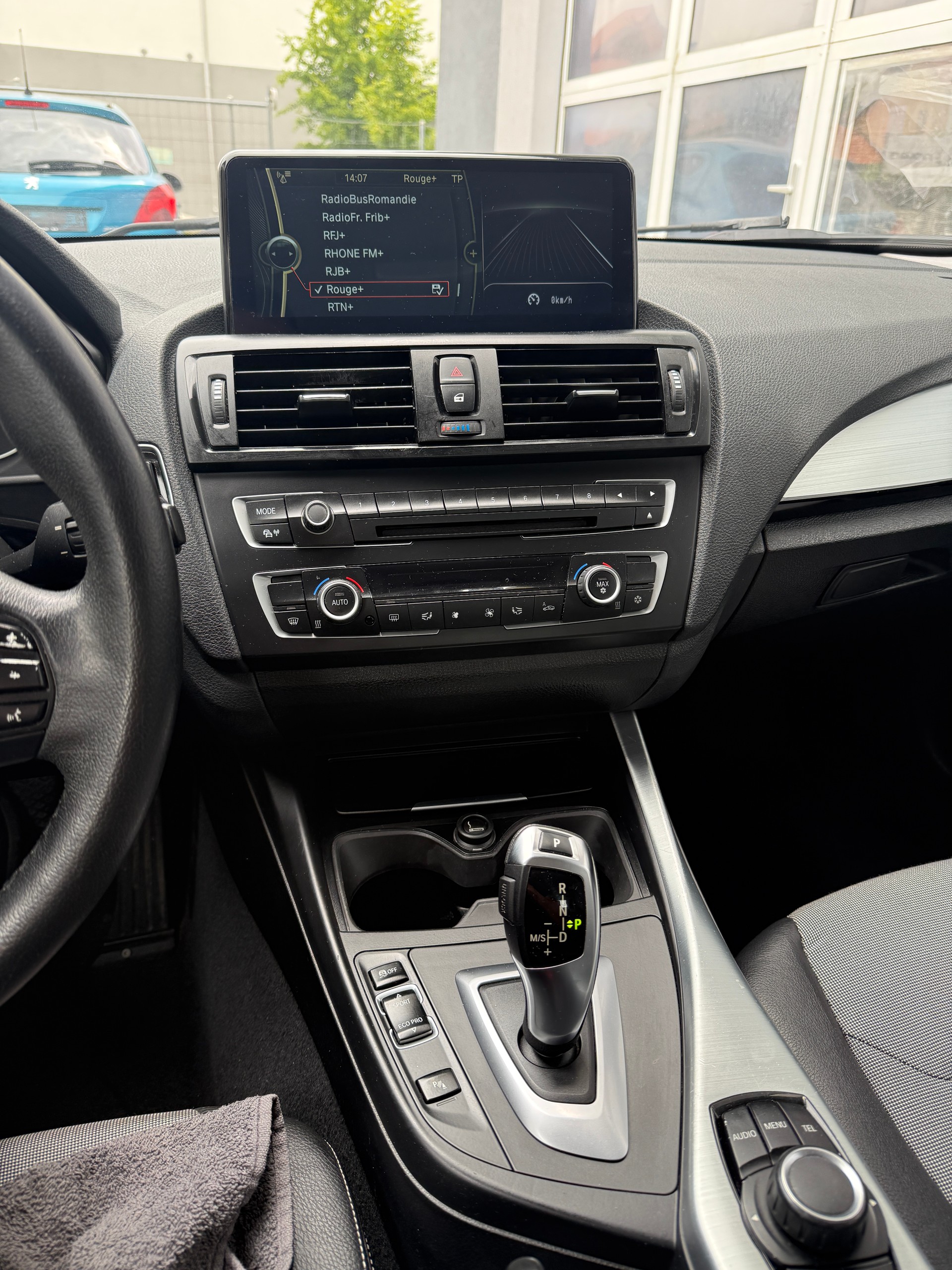 BMW 116d Urban Line Steptronic-image-8