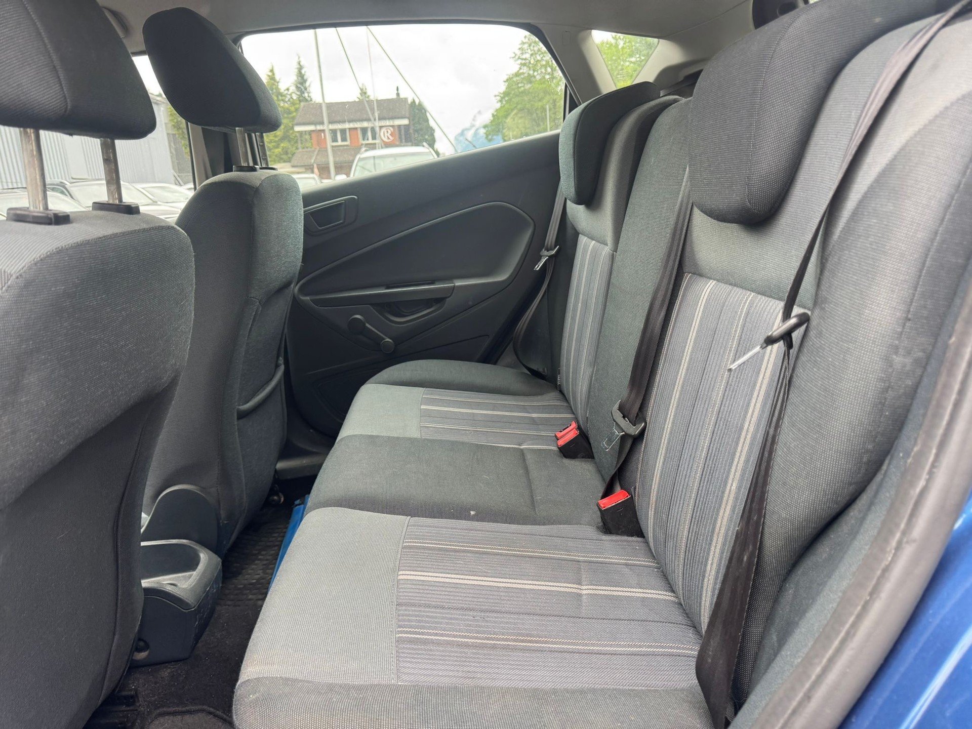 FORD Fiesta 1.25 16V Titanium-image-4