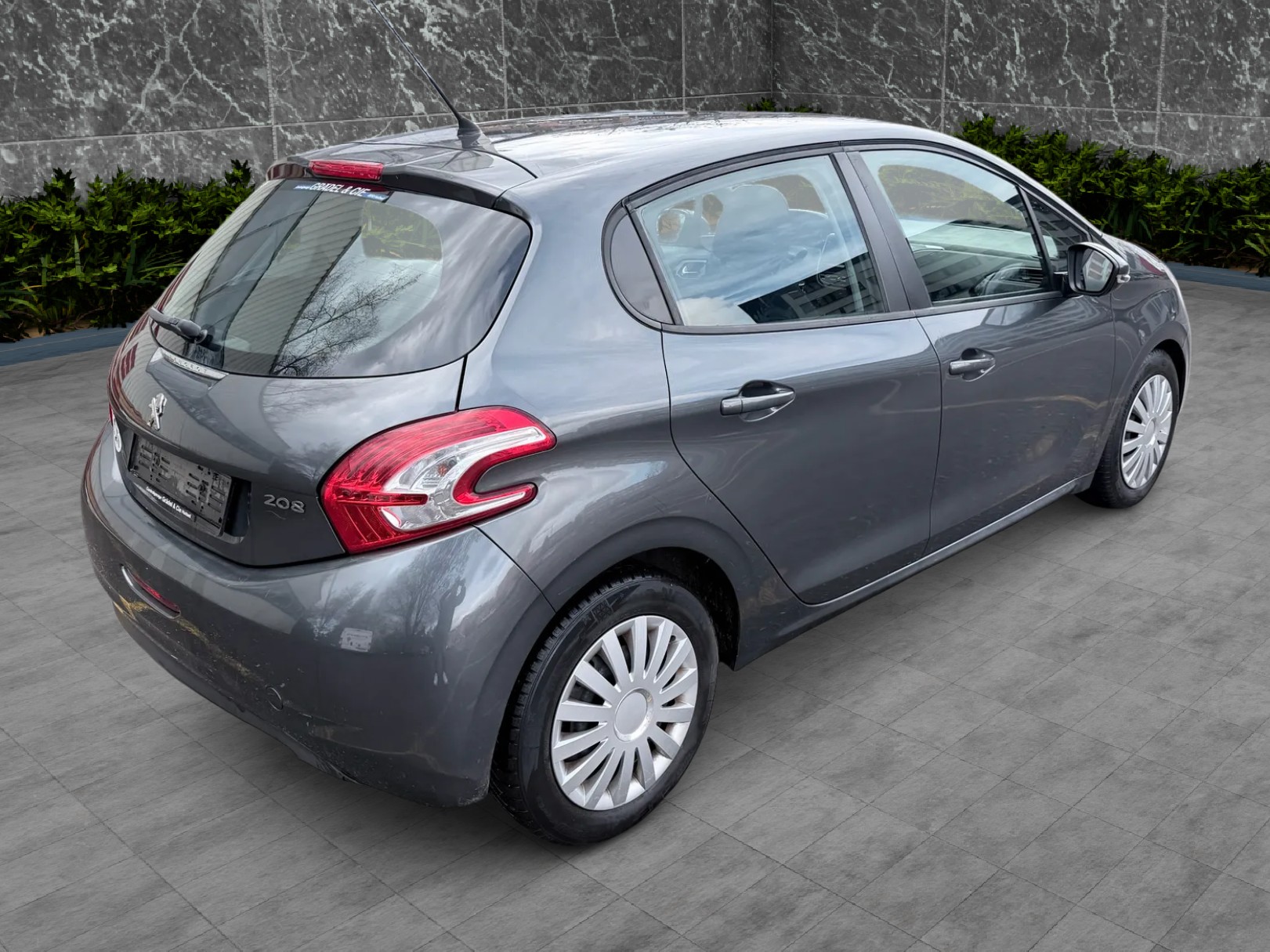 PEUGEOT 208 1.4 VTI Active-image-3