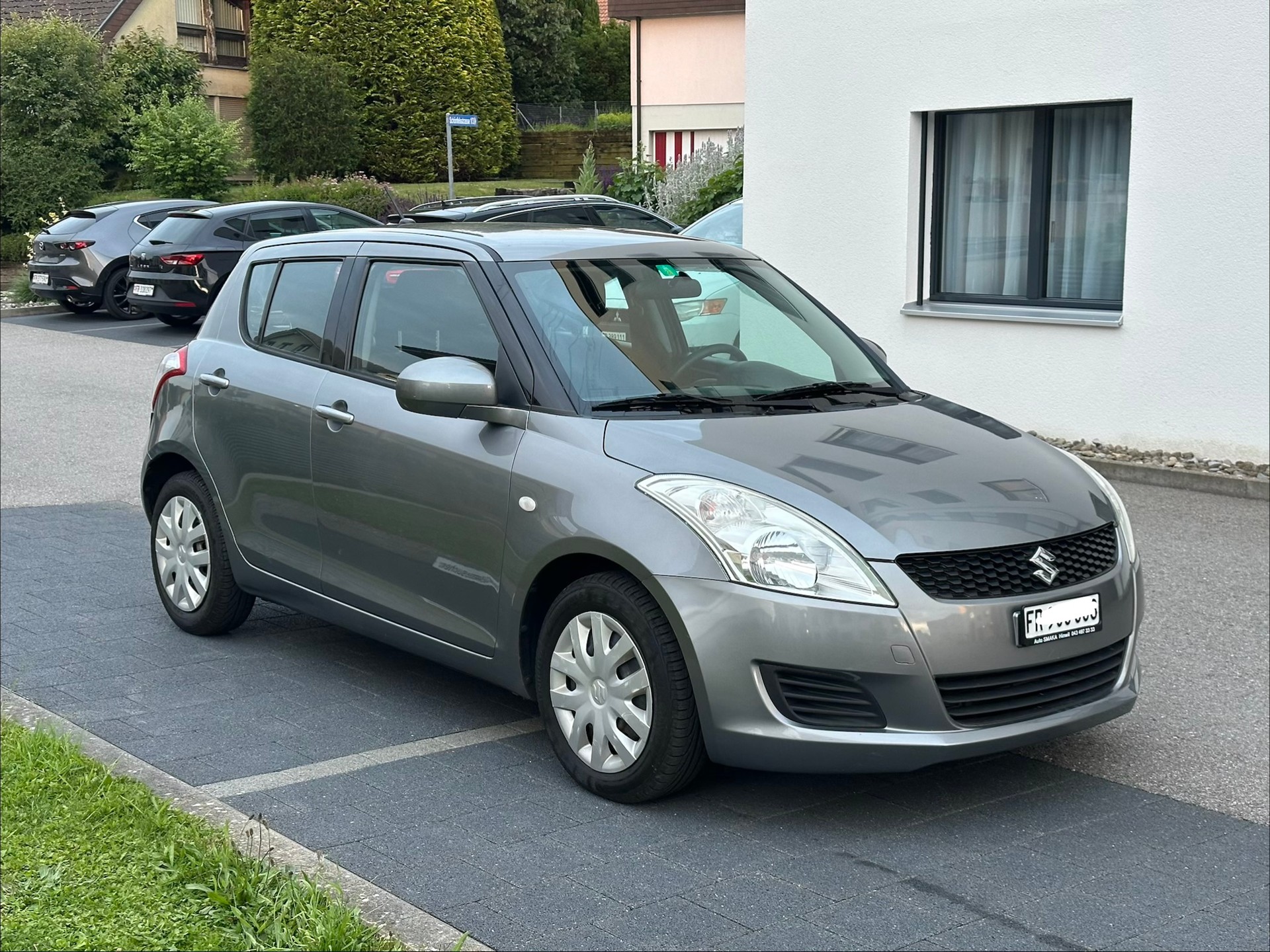 SUZUKI Swift 1.2i 16V GL Automatic-image-5