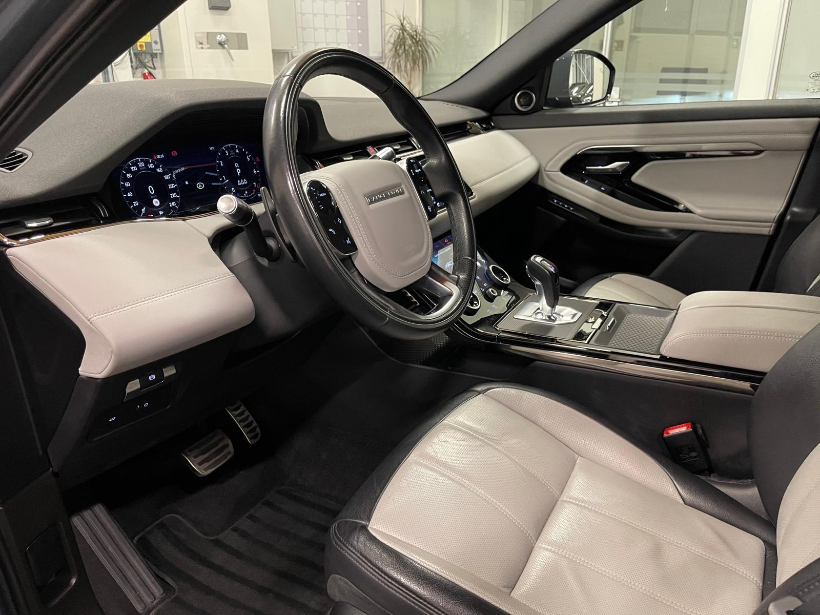 LAND ROVER Range Rover Evoque 2.0 T 250 First Edition-image-8