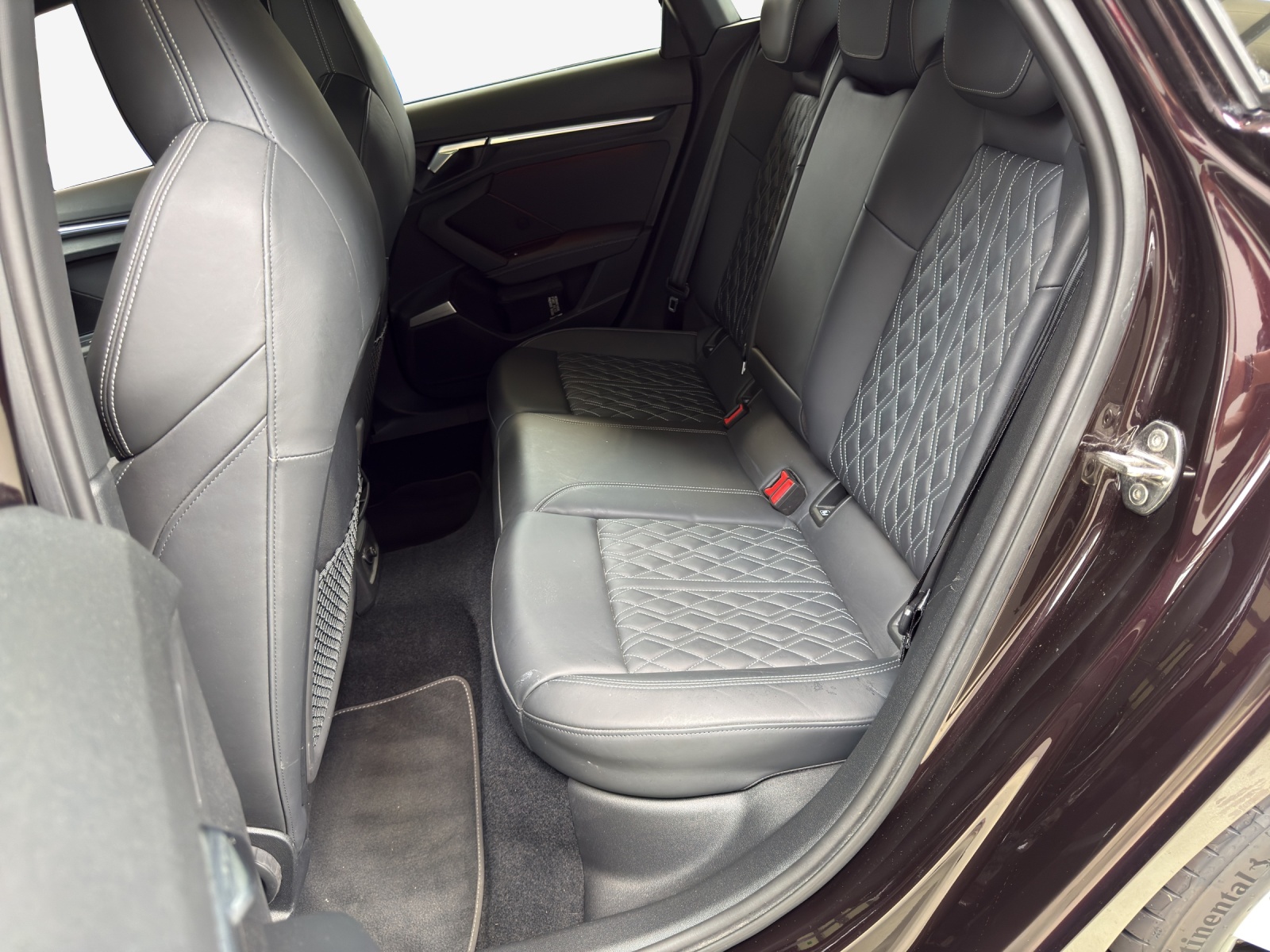 AUDI A3 Sportback 40 TFSI S line quattro S-tronic-image-11