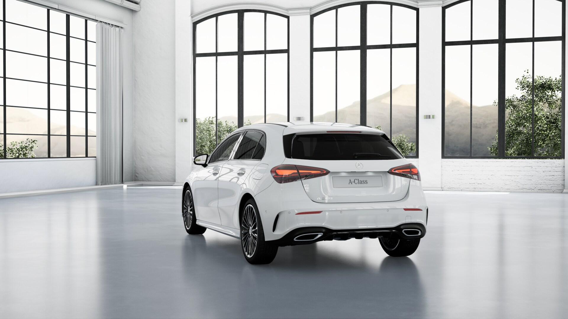 MERCEDES-BENZ A 200 Night Star AMG Line-image-2